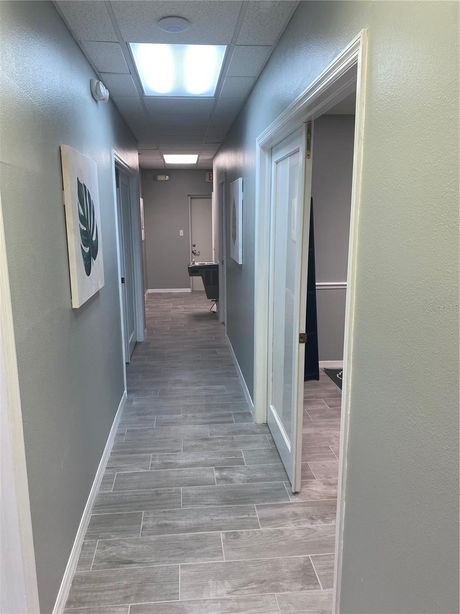 Listing photo id 53 for 5330 Spring Hill Drive A