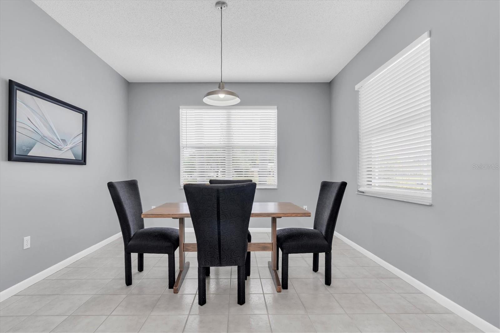 Image 21 of 59 For 2487 Saddlewood Lane