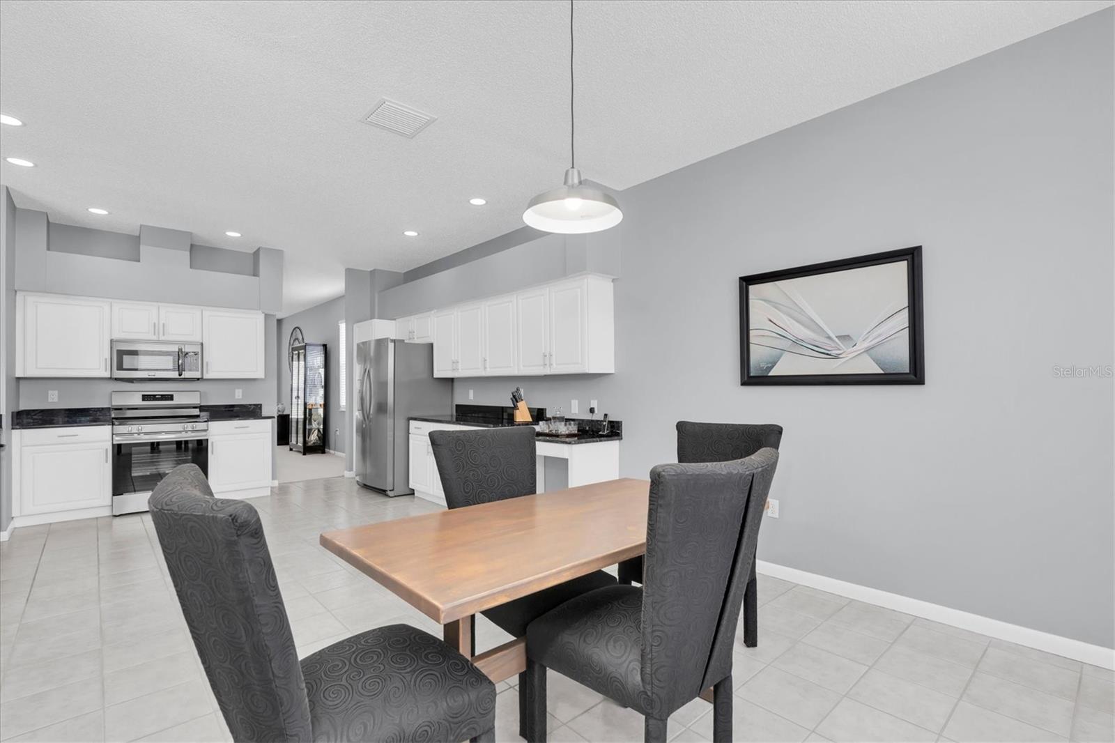 Image 22 of 59 For 2487 Saddlewood Lane