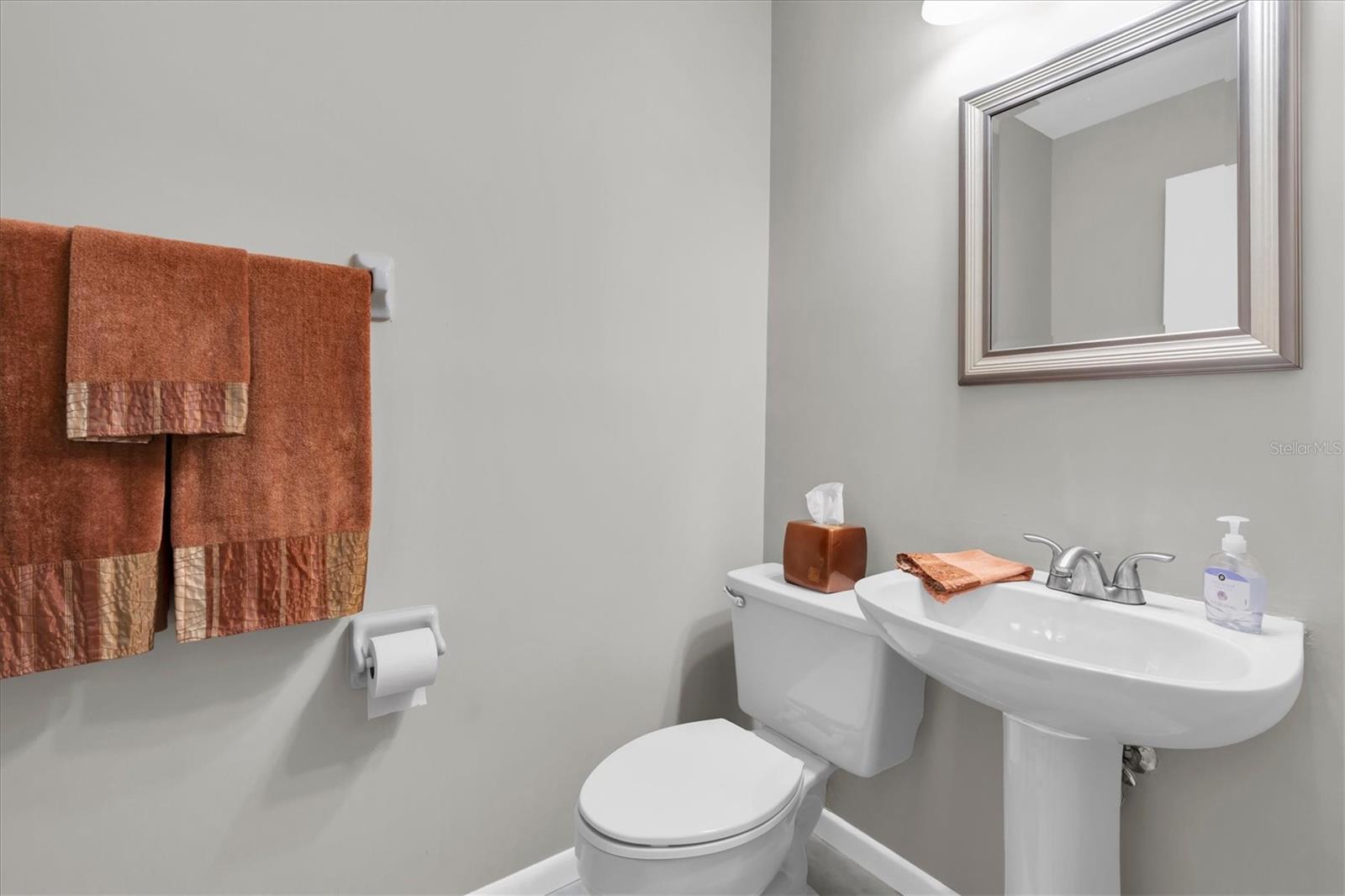 Image 37 of 59 For 2487 Saddlewood Lane