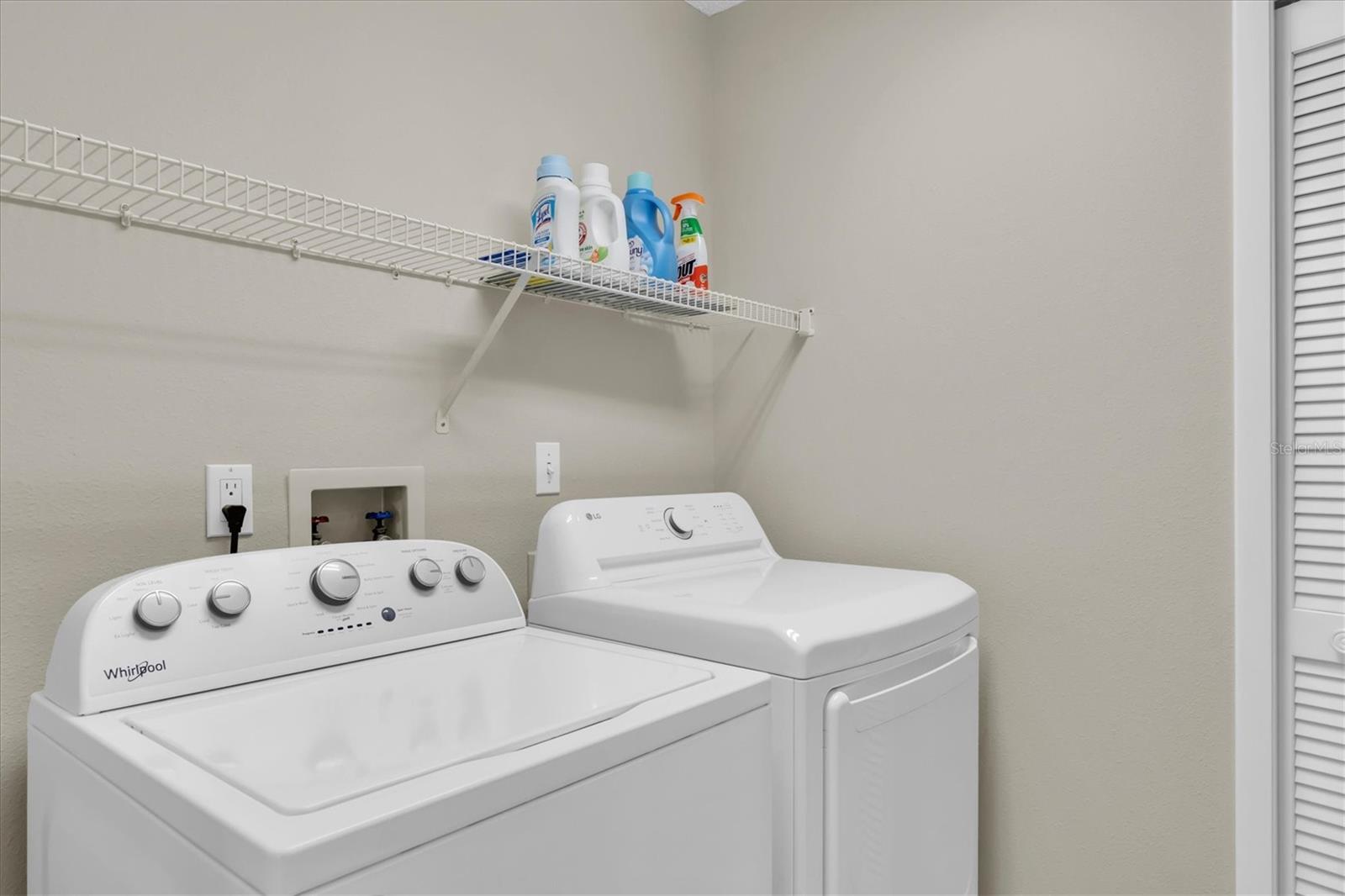 Image 38 of 59 For 2487 Saddlewood Lane