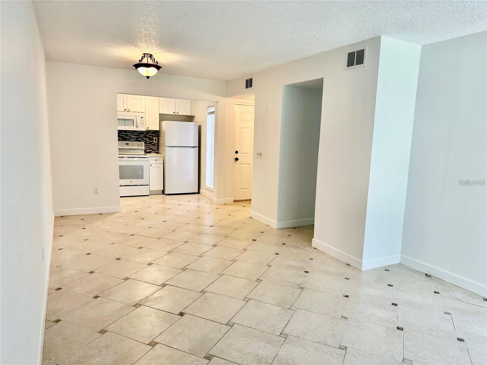 Image 7 of 30 For 2625 State Road 590 1414