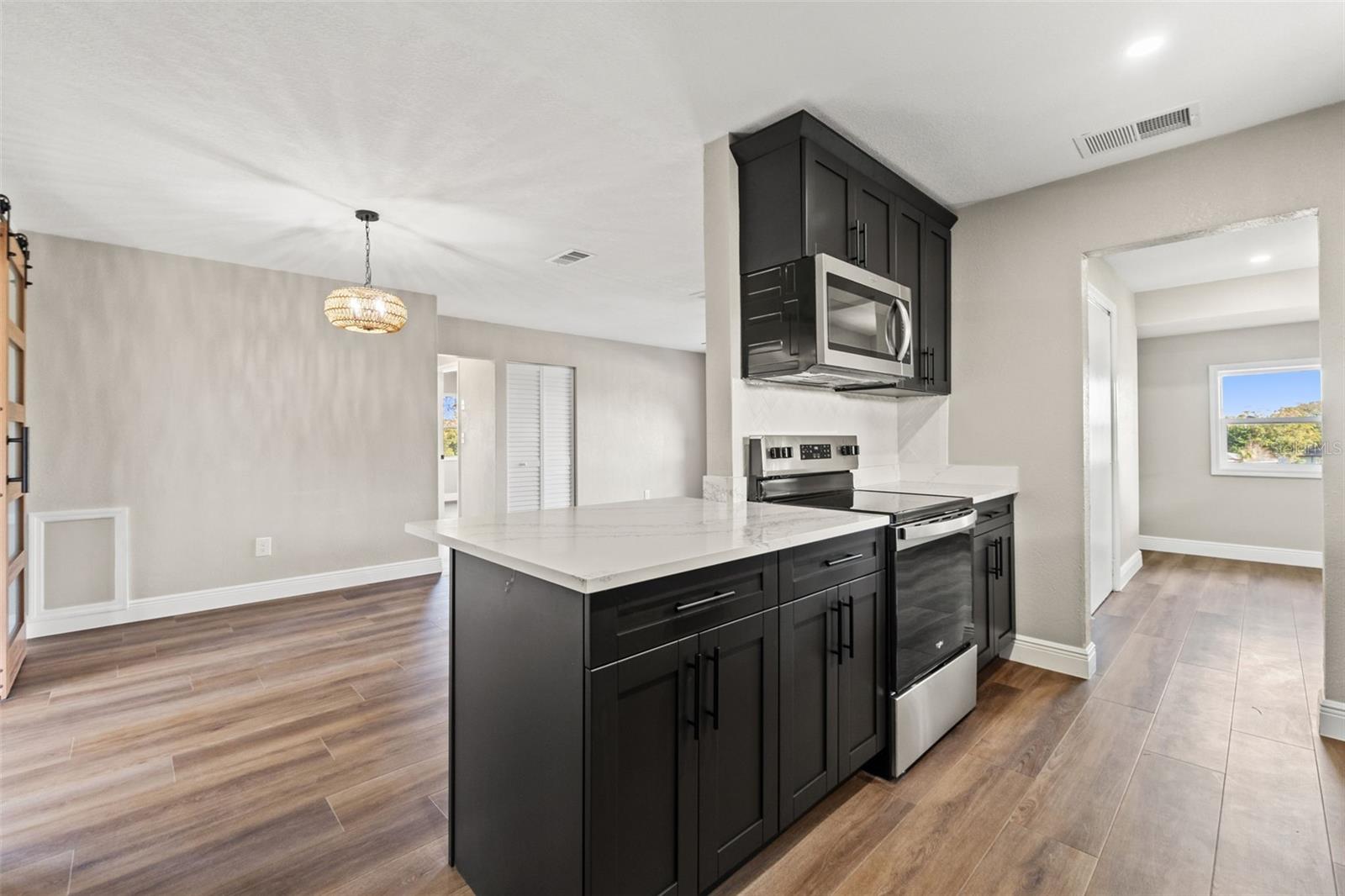 Image 19 of 39 For 1173 Cobblestone Drive