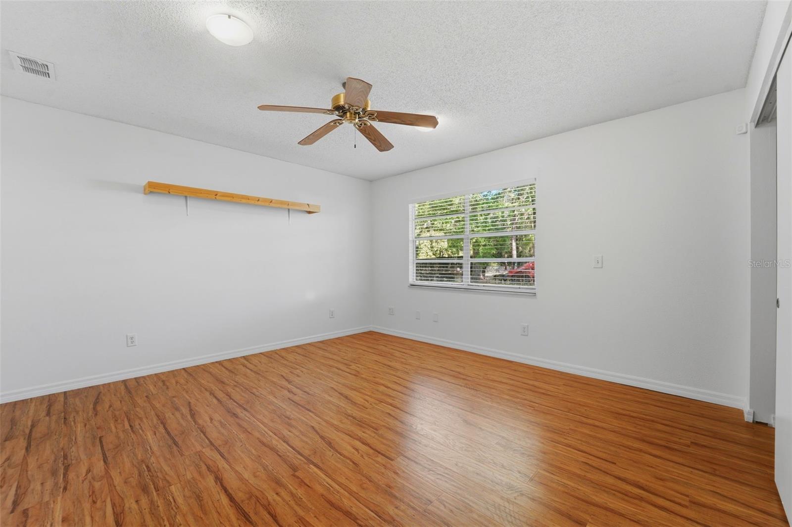 Image 21 of 39 For 9421 Wallien Drive