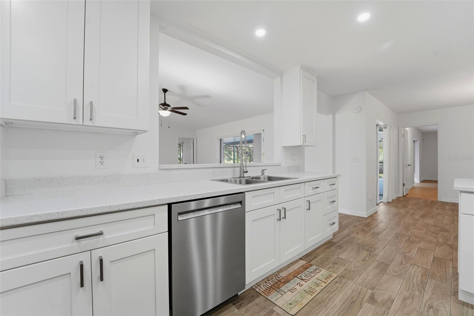 Image 6 of 39 For 9421 Wallien Drive