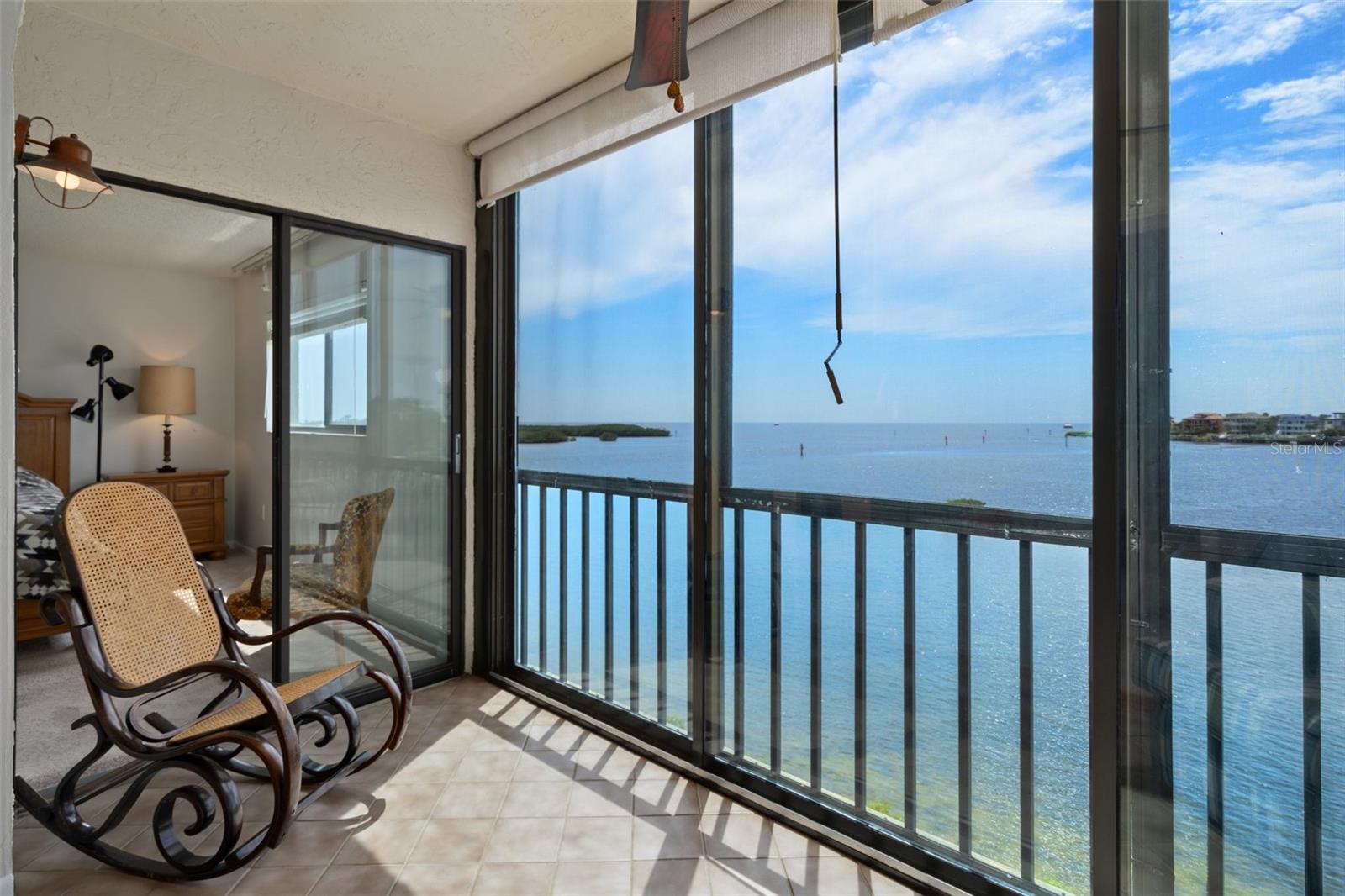 Image 29 of 57 For 8211 Brent Street 836