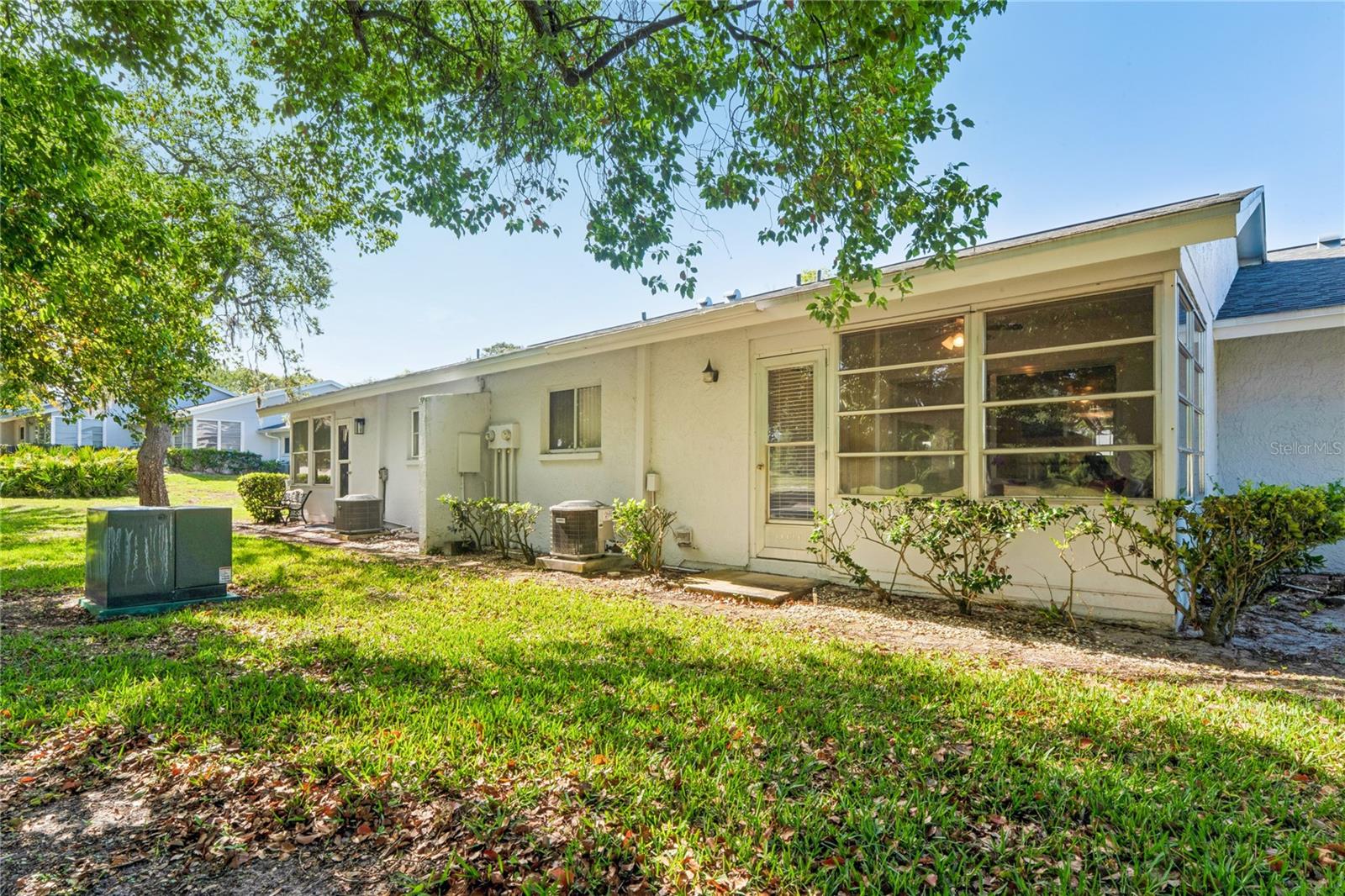 Image 35 of 50 For 12518 Dearborn Drive 12518