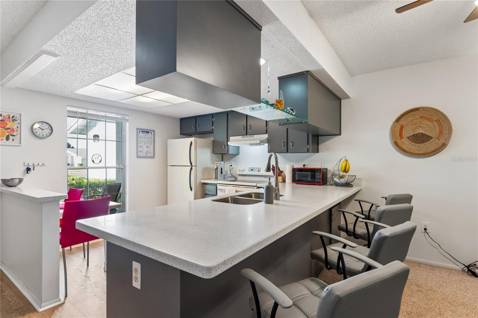 Image 9 of 50 For 12518 Dearborn Drive 12518