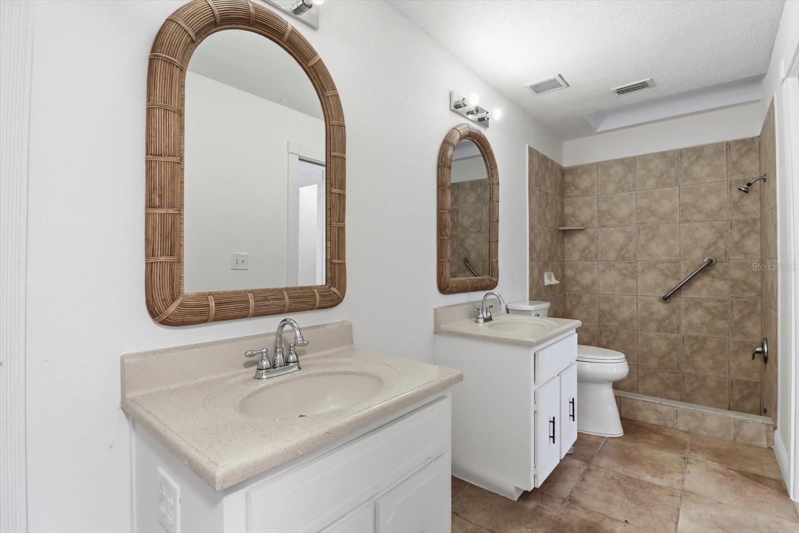 Image 31 of 46 For 8464 Delaware Drive