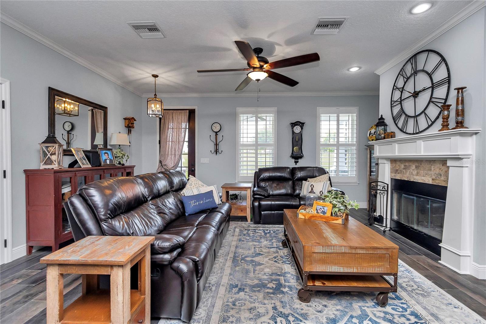 Image 11 of 48 For 2350 Rose Terrace Path