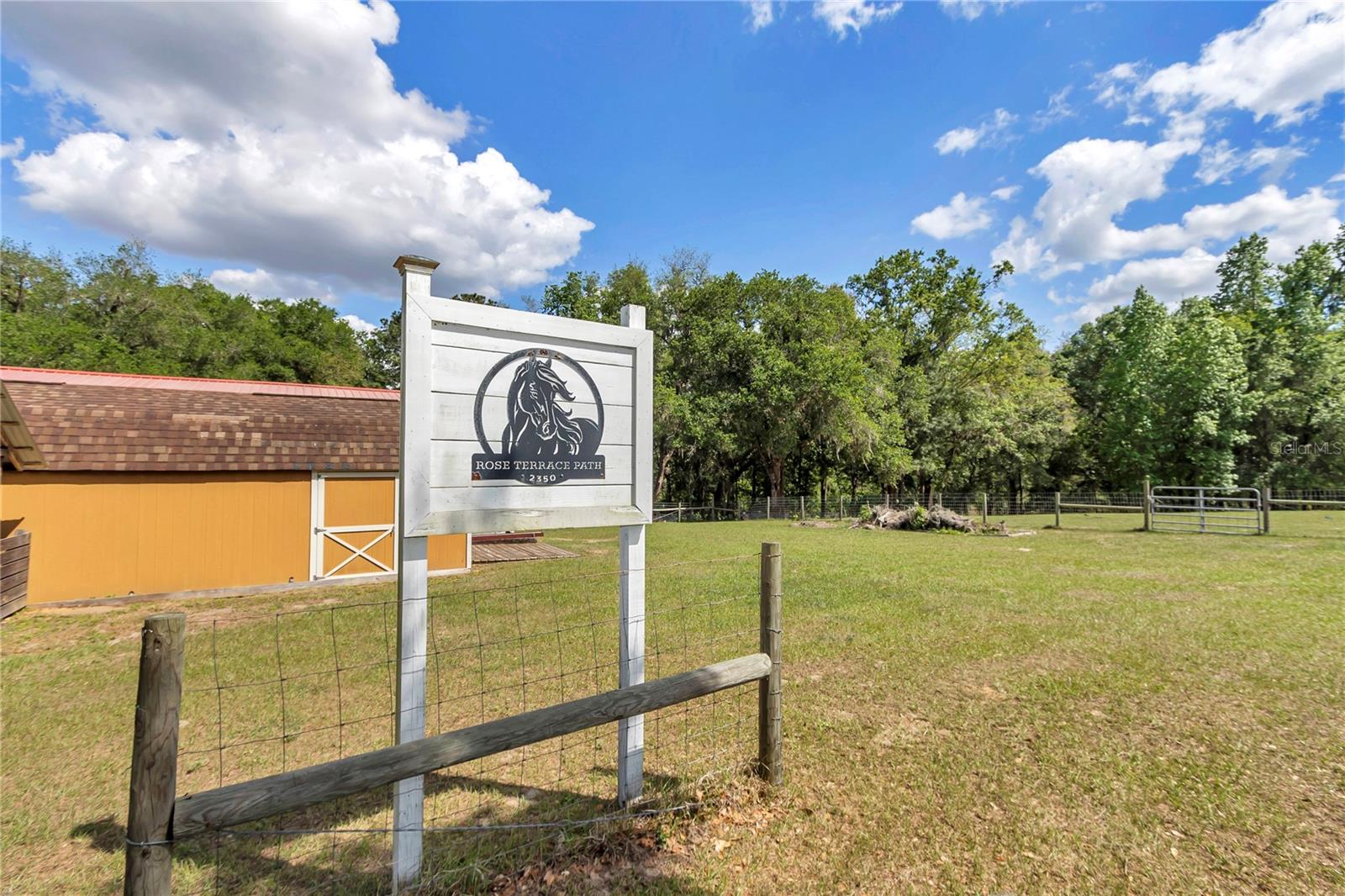 Image 41 of 48 For 2350 Rose Terrace Path