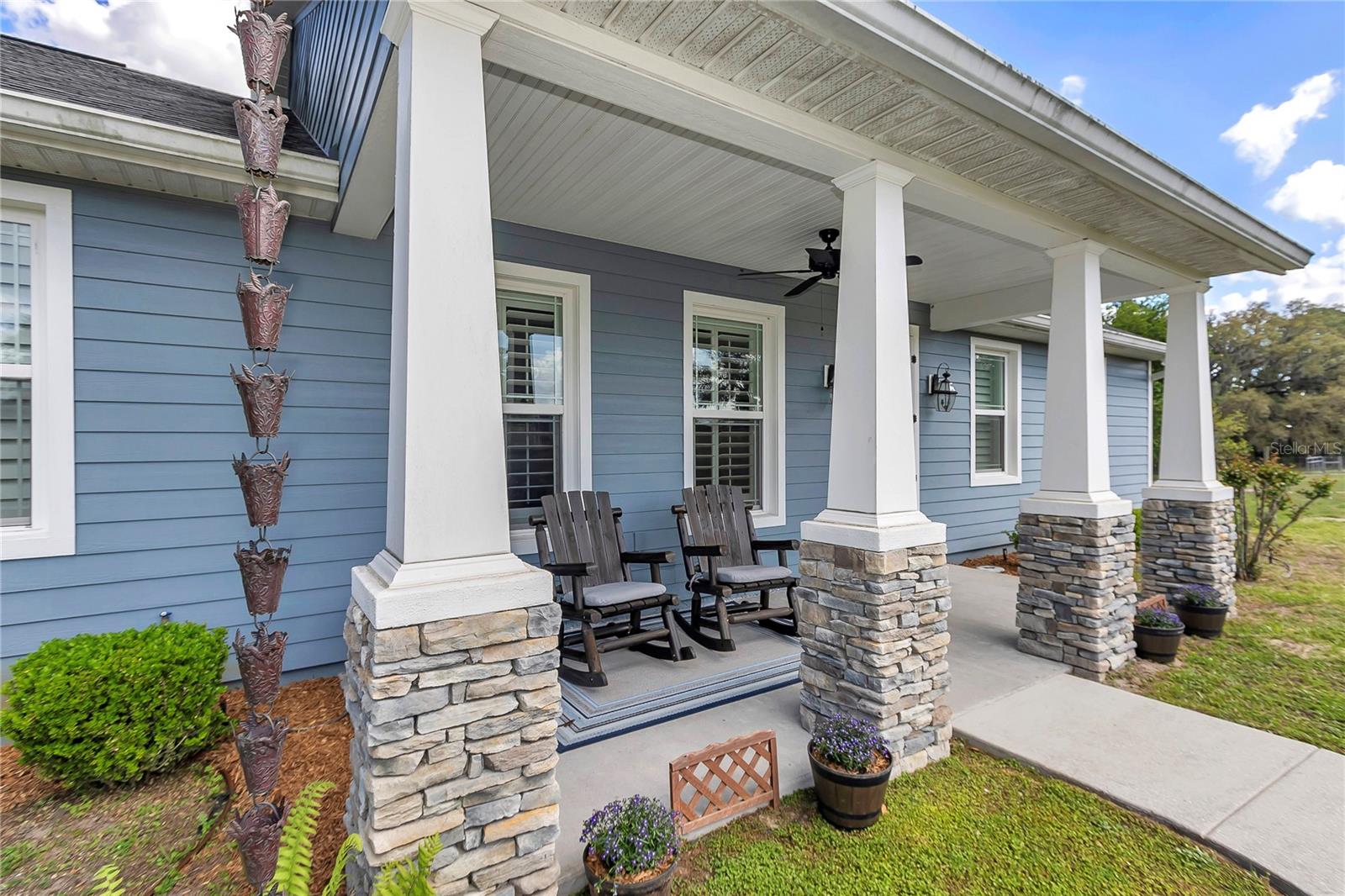 Image 7 of 48 For 2350 Rose Terrace Path