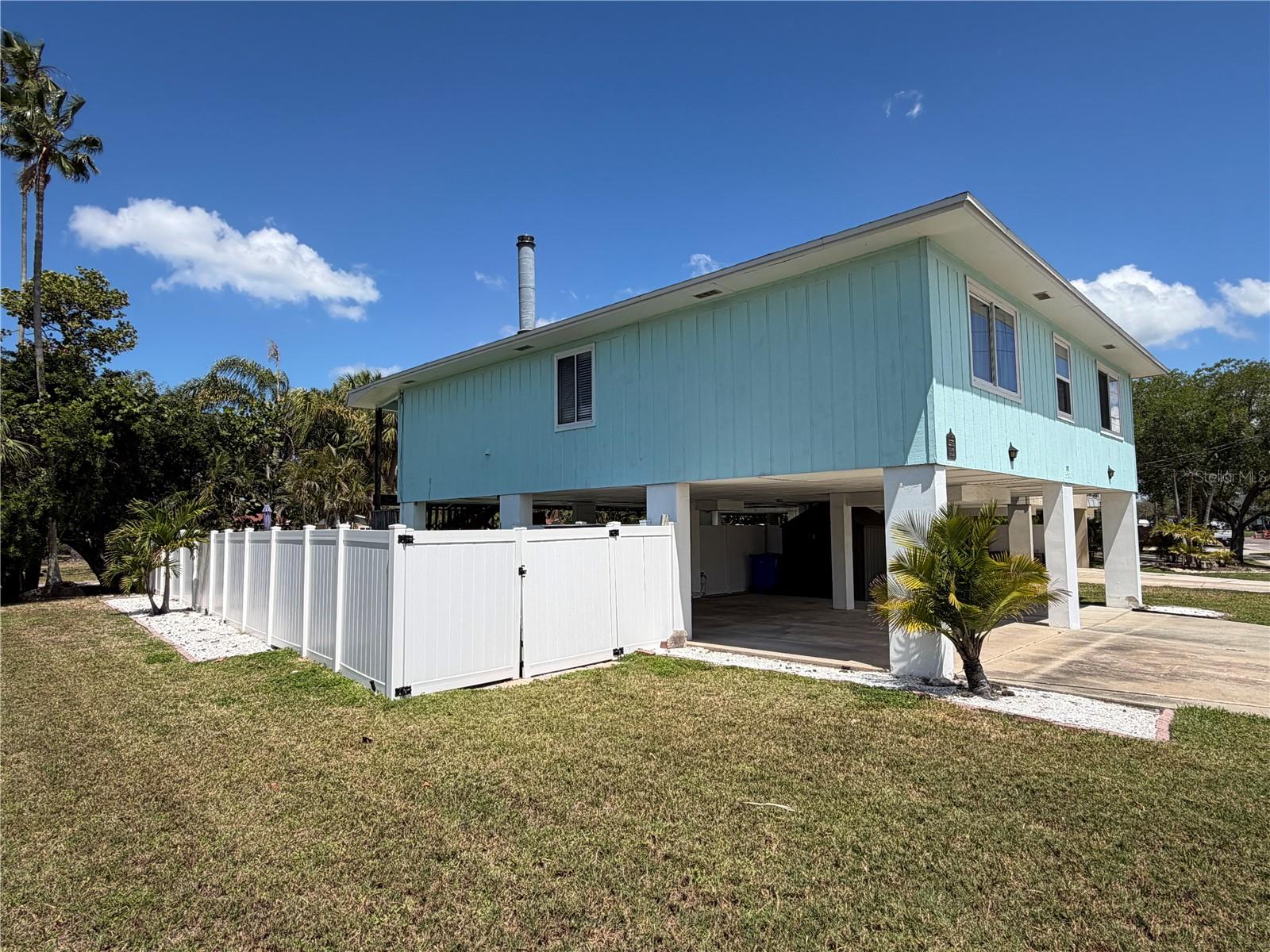 Image 20 of 24 For 3500 Overlook Drive Ne