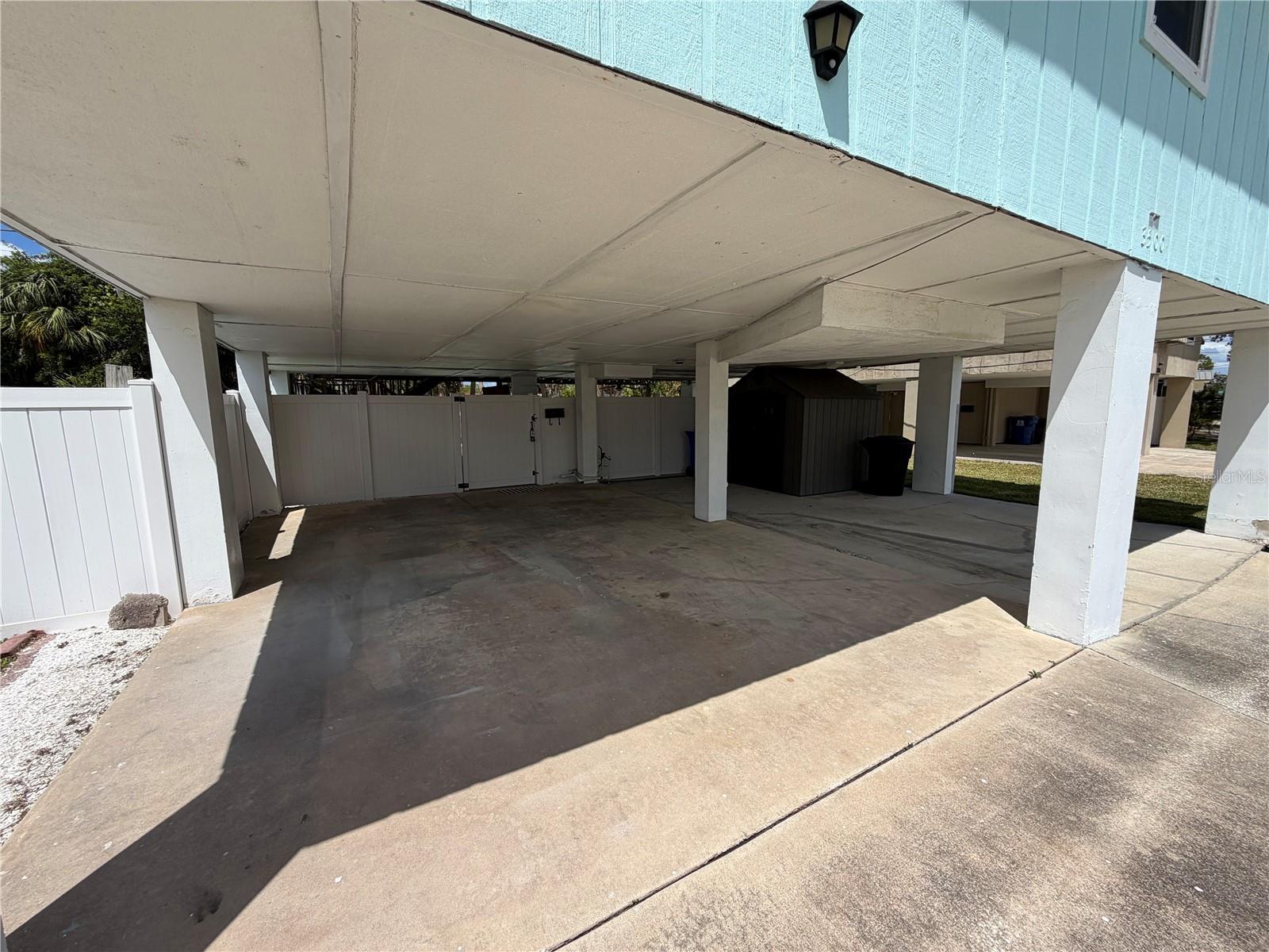 Image 21 of 24 For 3500 Overlook Drive Ne