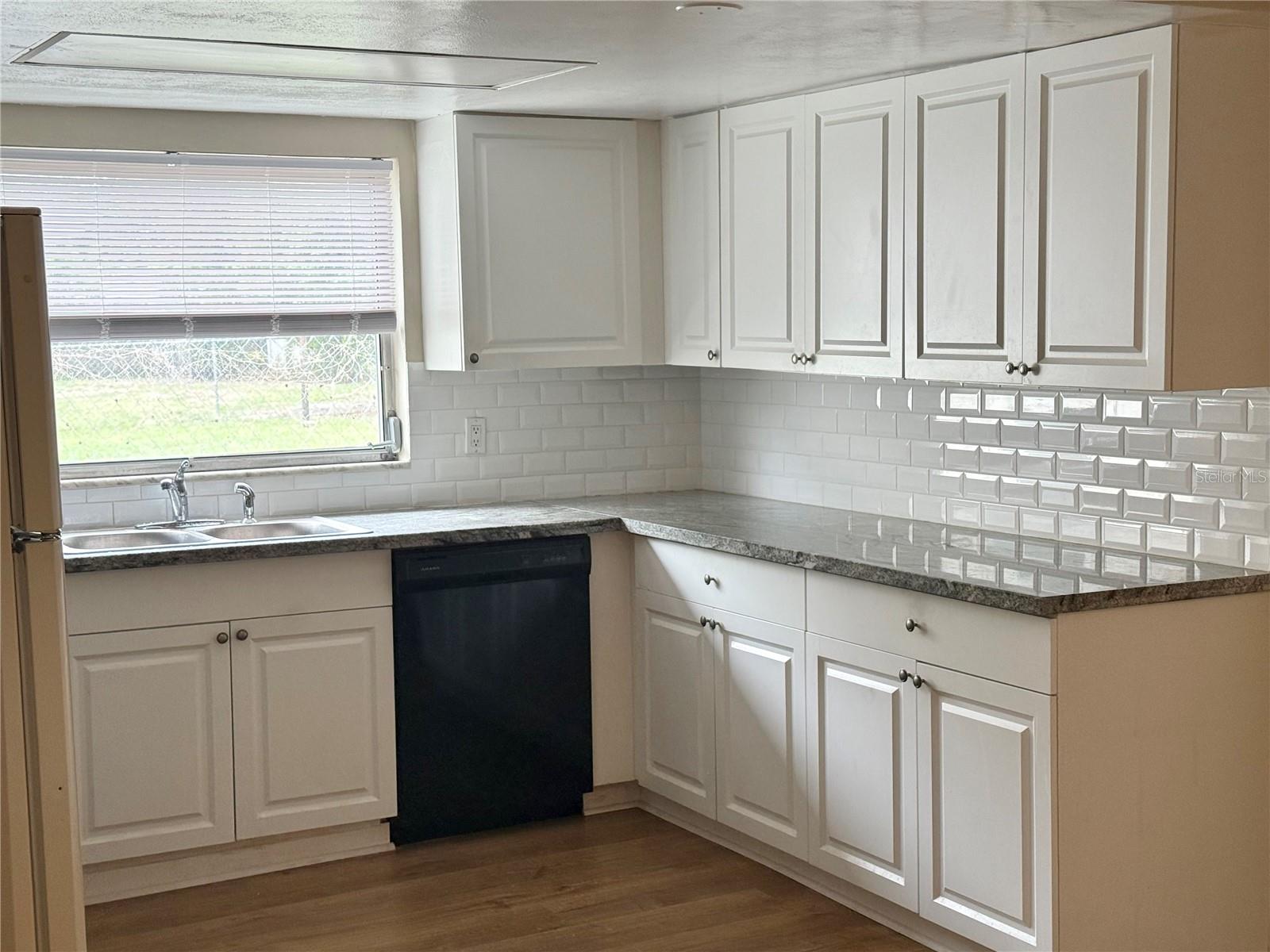 Image 2 of 11 For 10019 Sleepy Hollow Lane