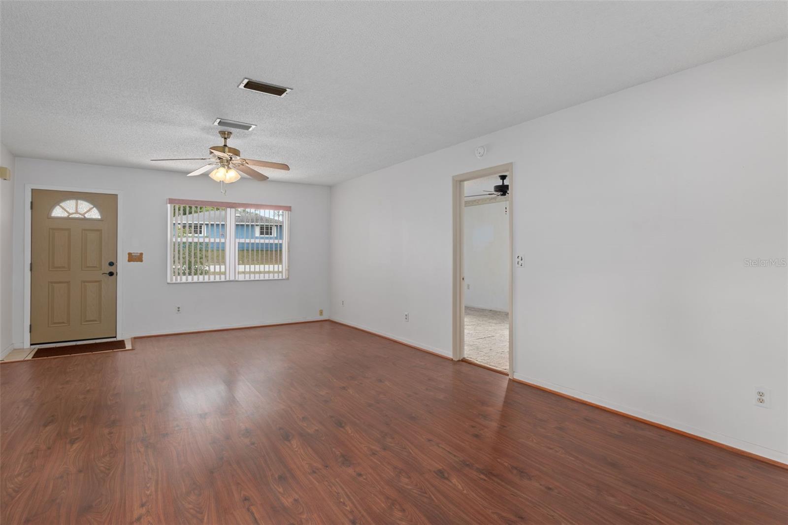 Image 13 of 50 For 5121 Springwood Road