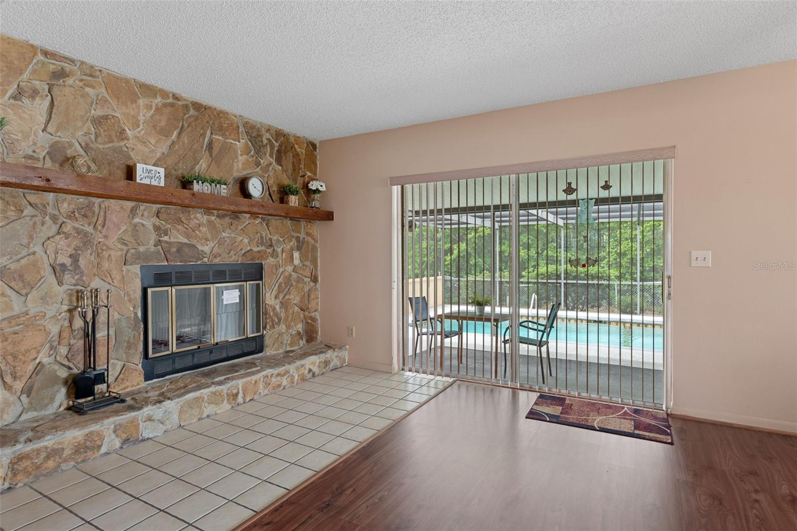 Image 17 of 50 For 5121 Springwood Road