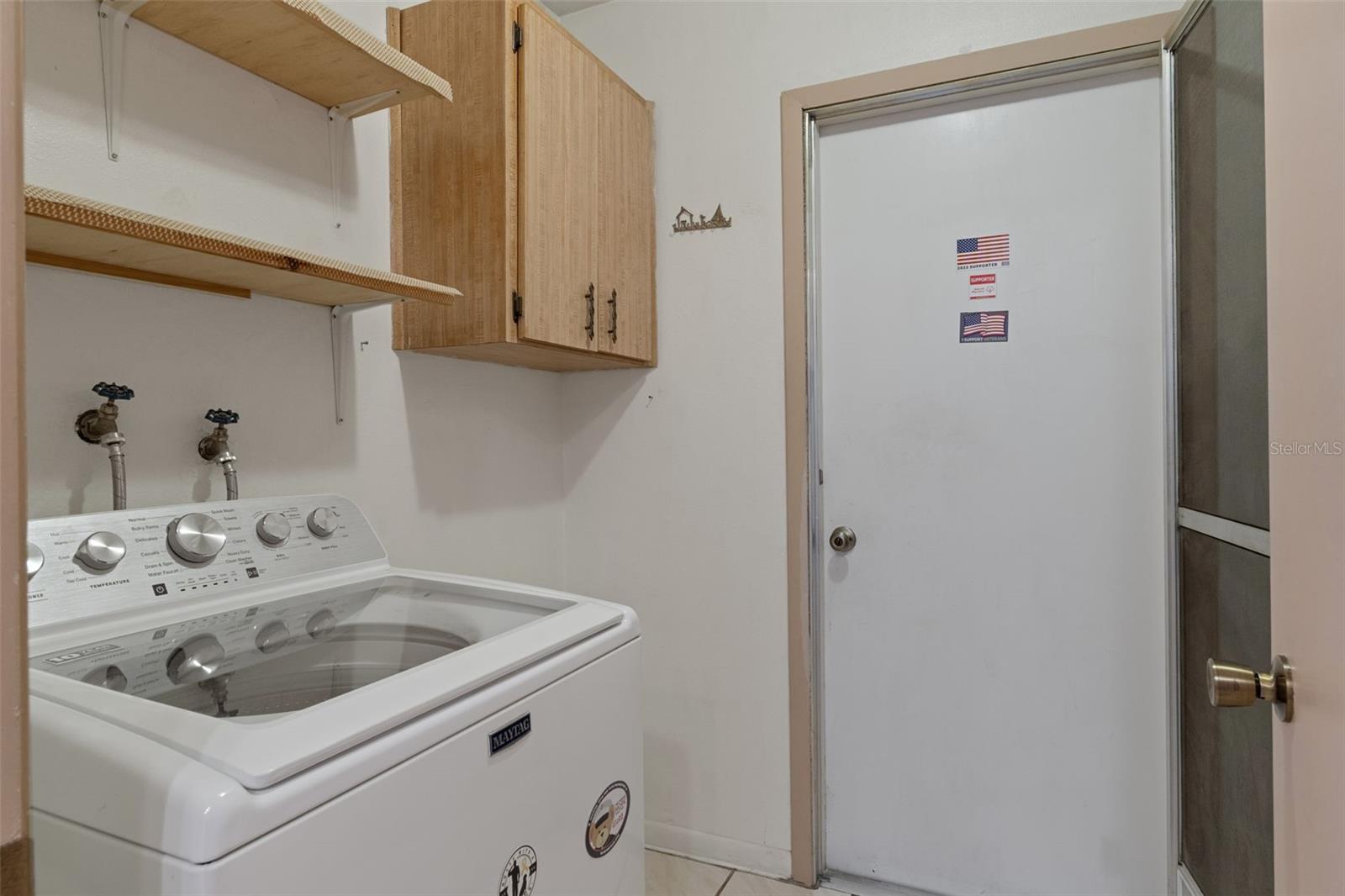 Image 21 of 50 For 5121 Springwood Road