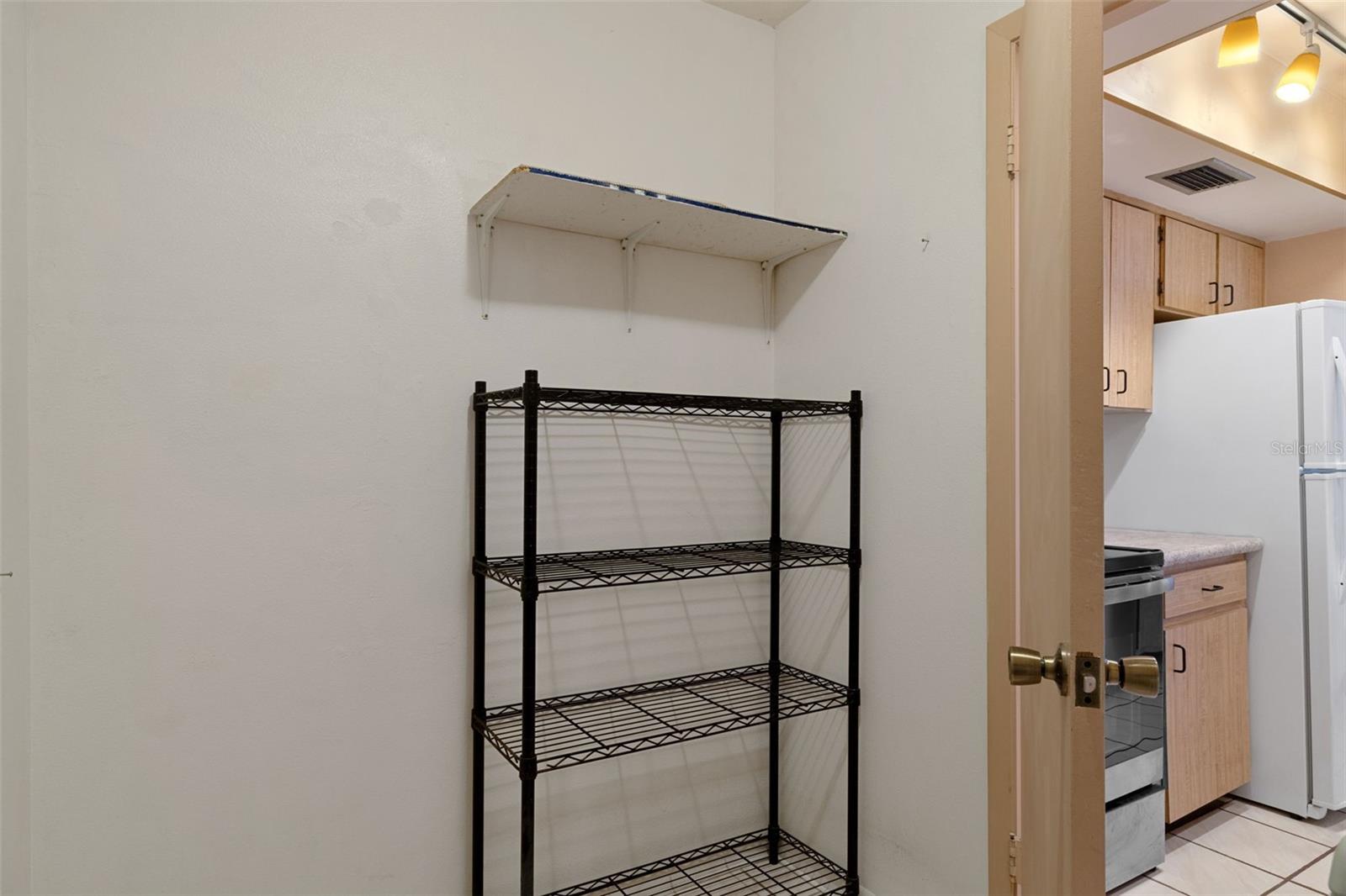 Image 22 of 50 For 5121 Springwood Road