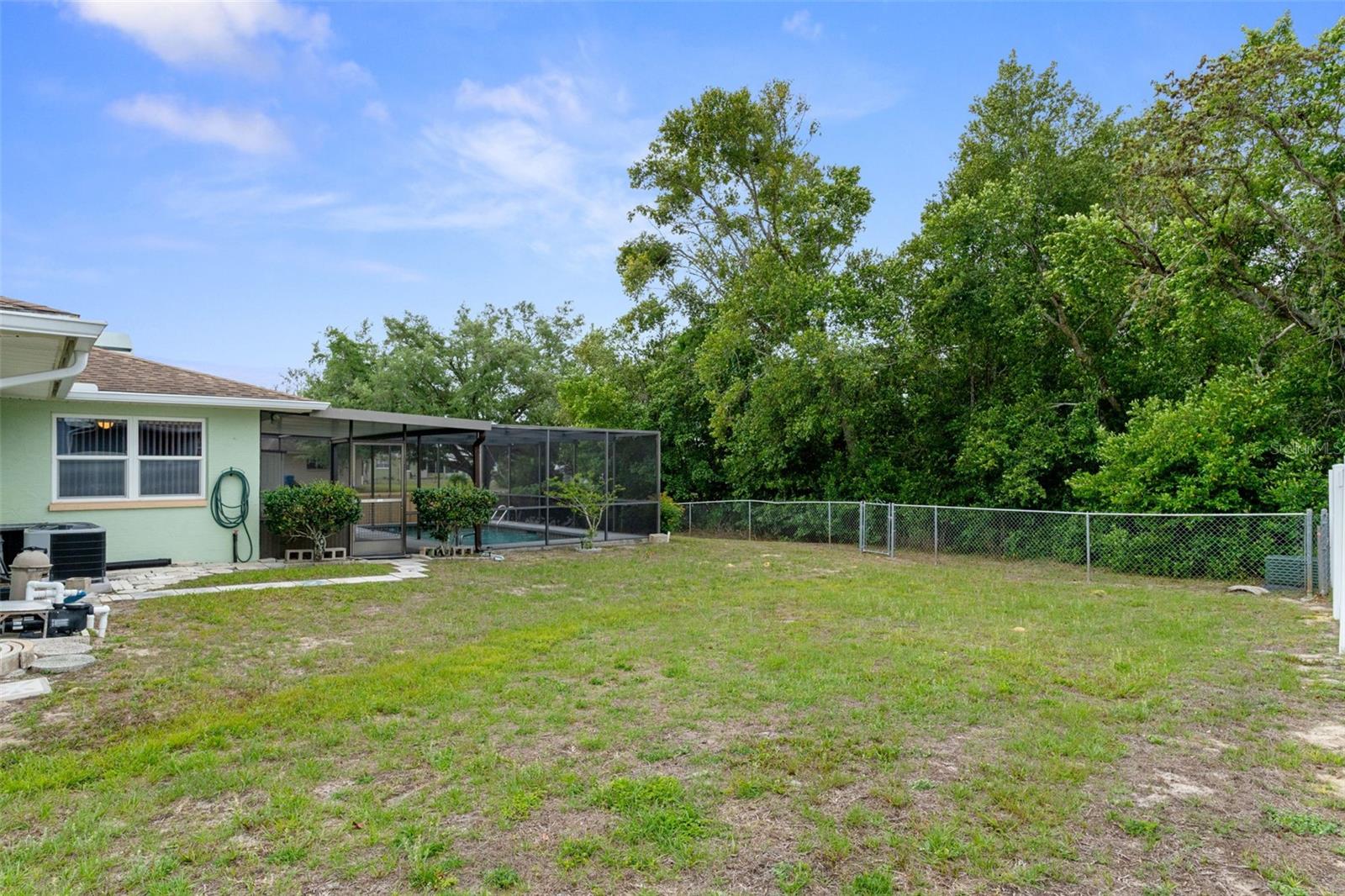 Image 49 of 50 For 5121 Springwood Road