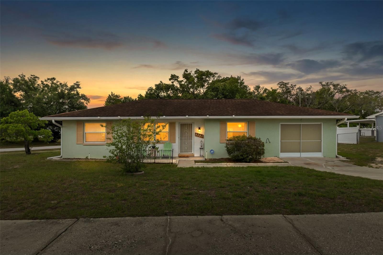 Image 6 of 50 For 5121 Springwood Road