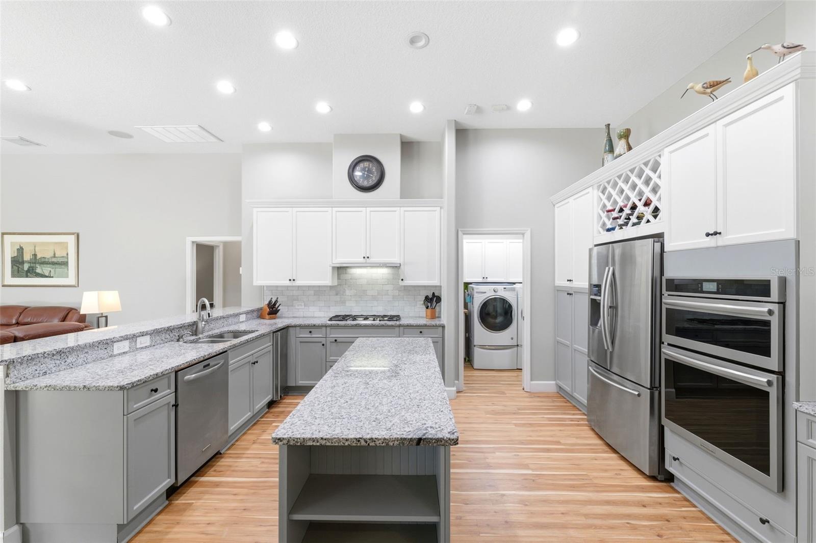 Image 18 of 90 For 19708 Wellington Manor Boulevard