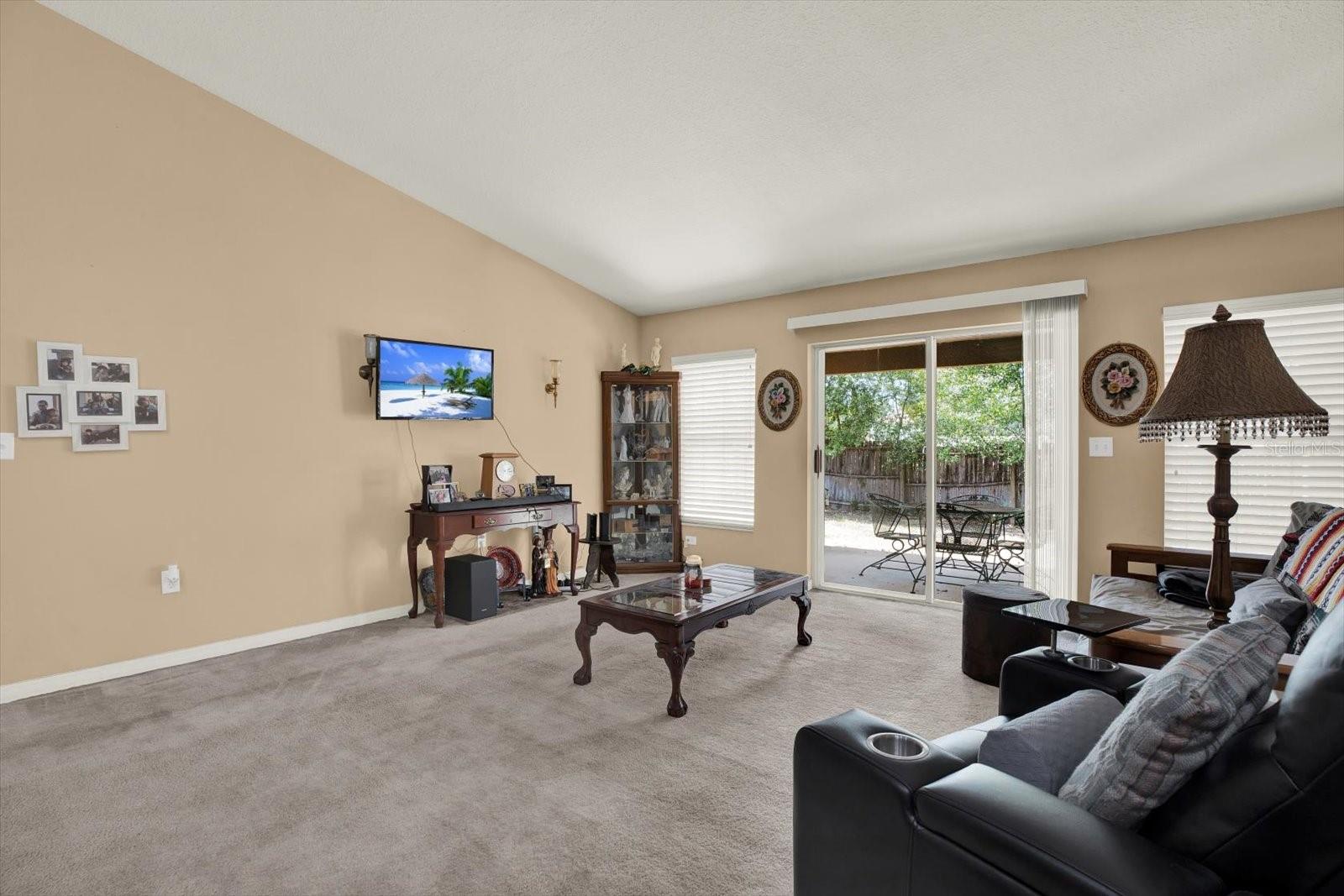 Image 15 of 31 For 5477 Colchester Avenue