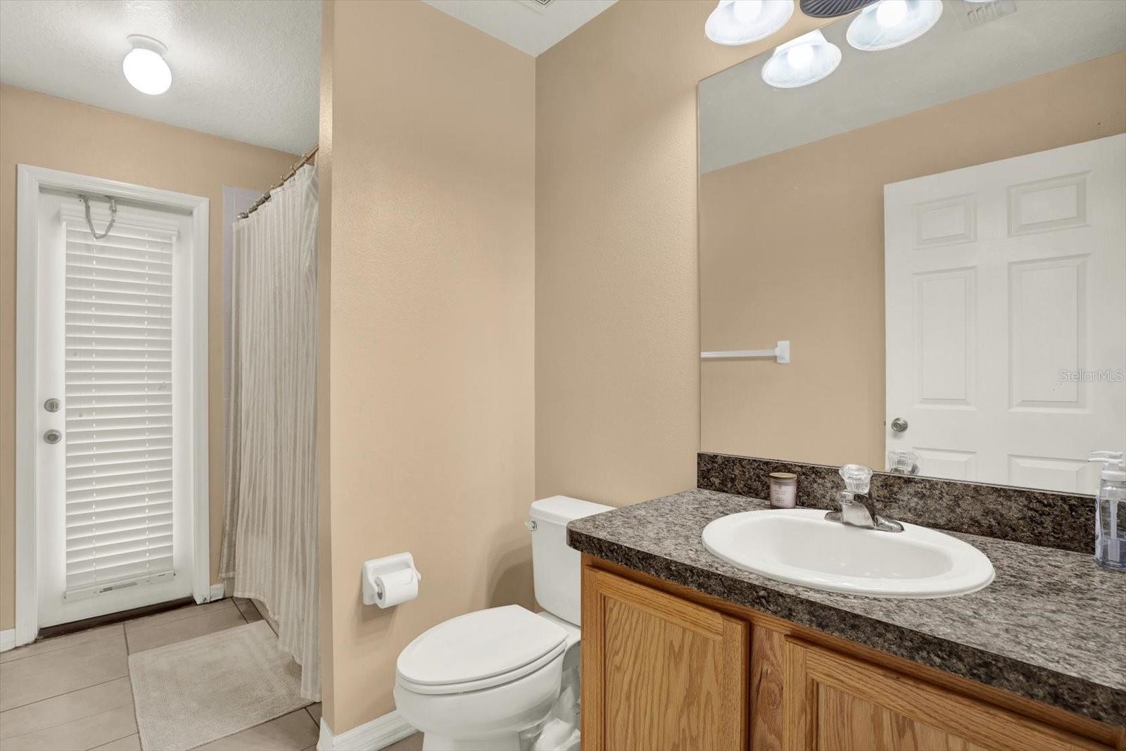 Image 19 of 31 For 5477 Colchester Avenue