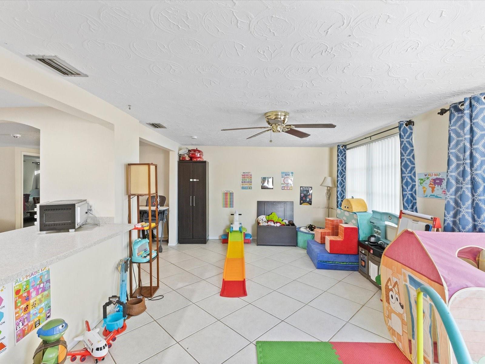 Image 13 of 44 For 5646 Andrea Drive