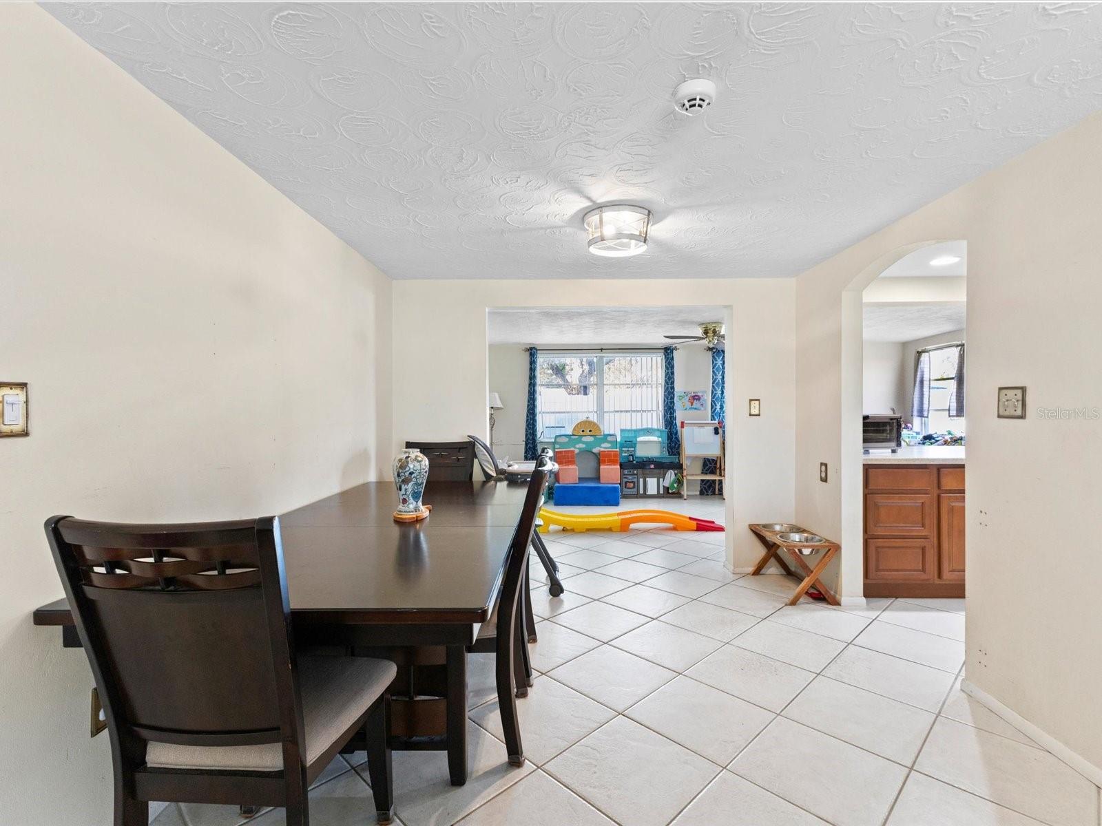 Image 4 of 44 For 5646 Andrea Drive