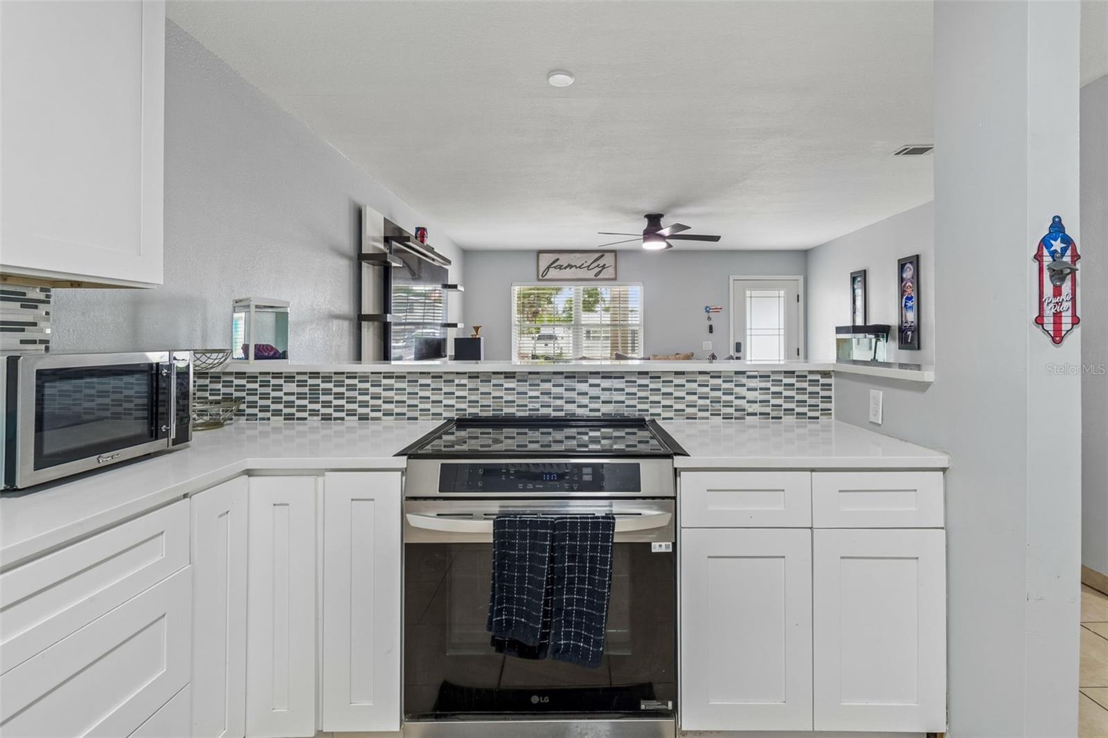 Listing photo id 10 for 7705 Jackson Springs Road