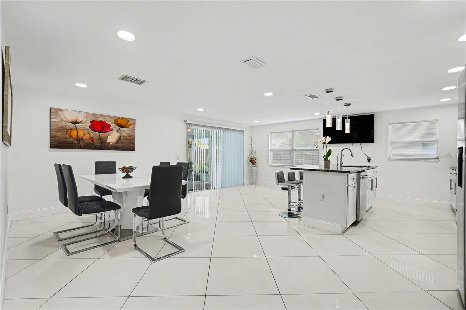 Image 11 of 32 For 11828 Bingham Drive