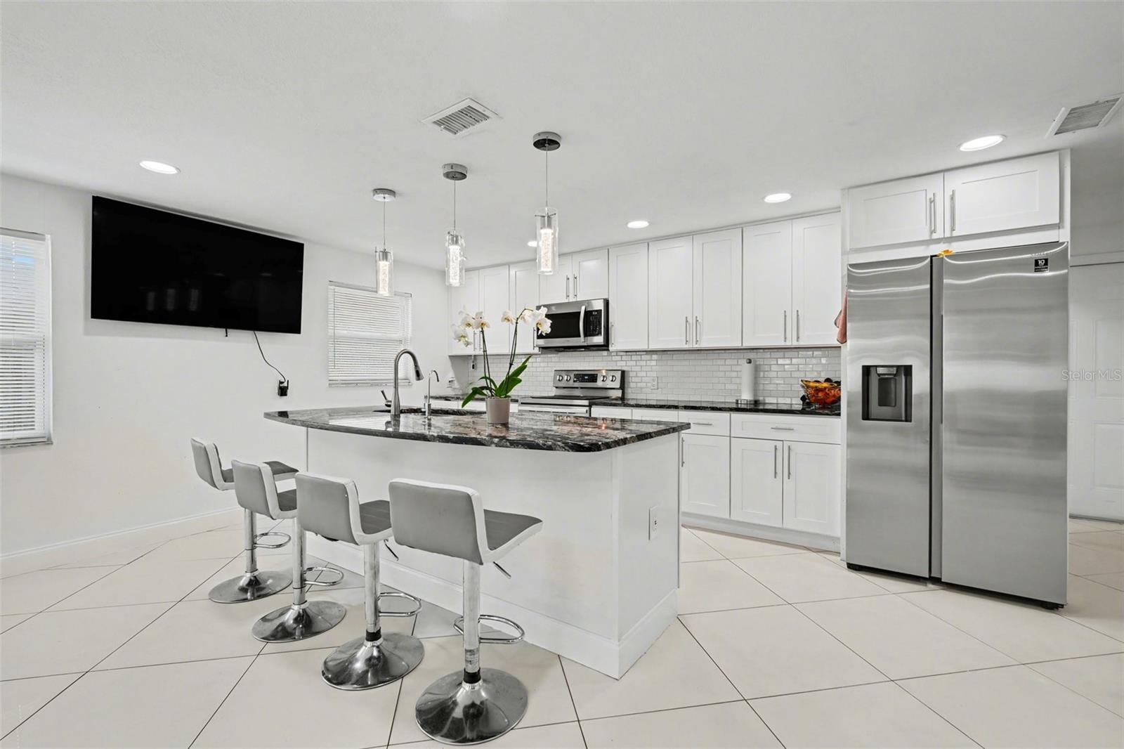 Image 14 of 32 For 11828 Bingham Drive