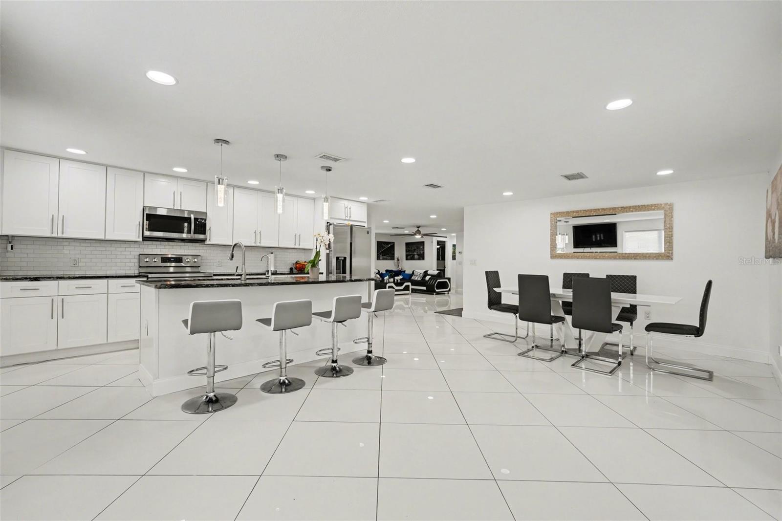 Image 15 of 32 For 11828 Bingham Drive