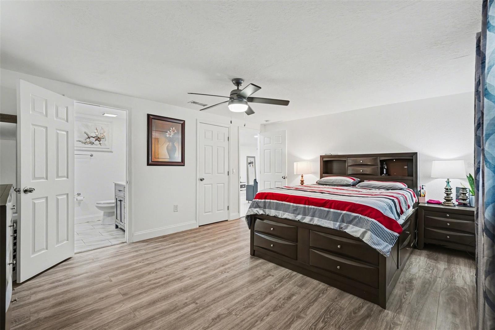 Image 18 of 32 For 11828 Bingham Drive