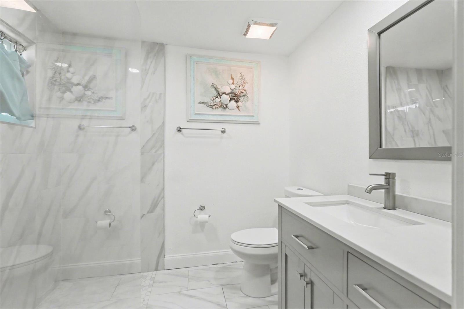 Image 21 of 32 For 11828 Bingham Drive