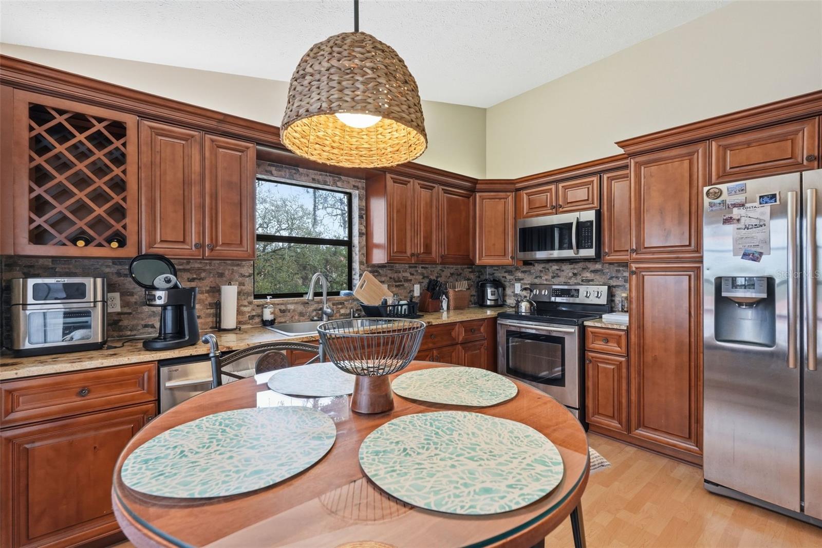 Image 10 of 37 For 7650 Forest Trail 6