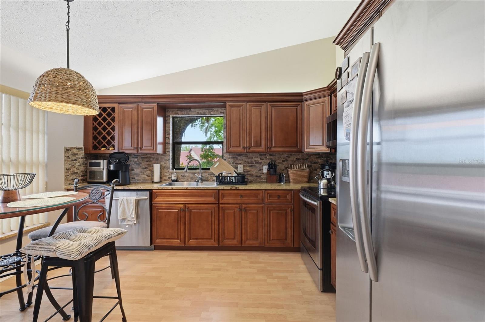 Image 12 of 37 For 7650 Forest Trail 6