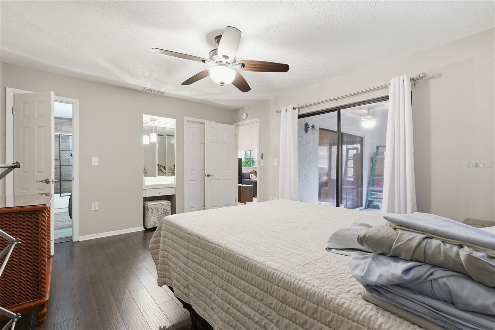 Image 20 of 37 For 7650 Forest Trail 6