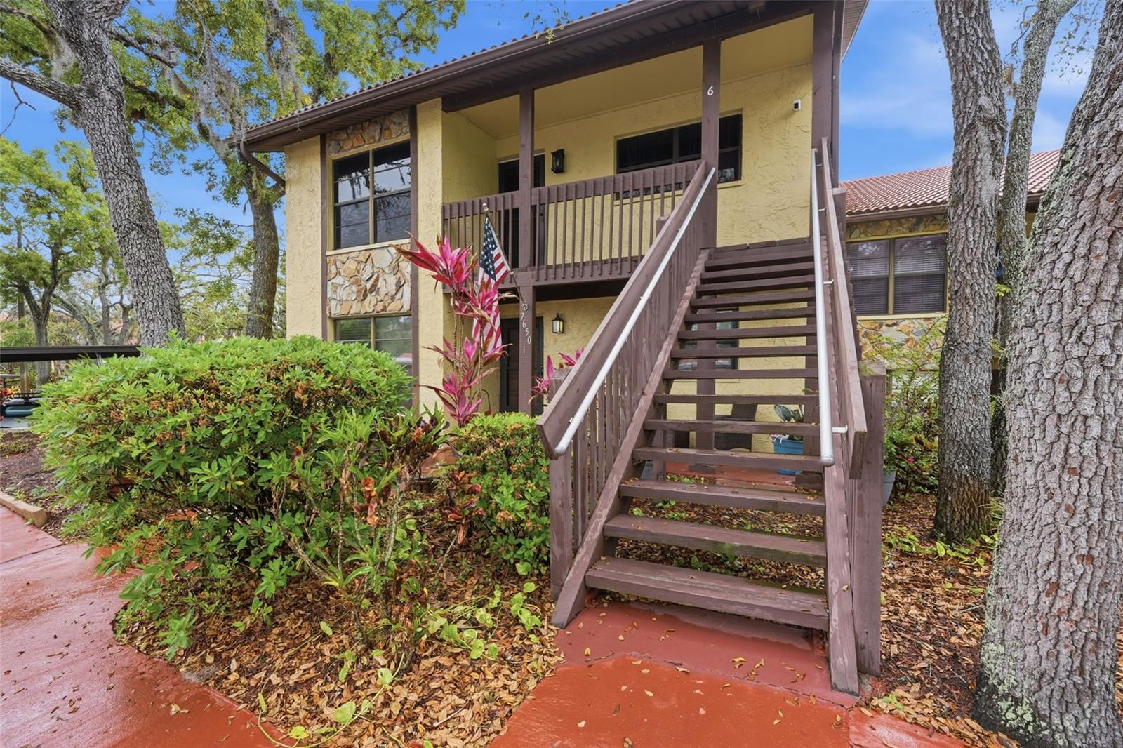 Image 30 of 37 For 7650 Forest Trail 6