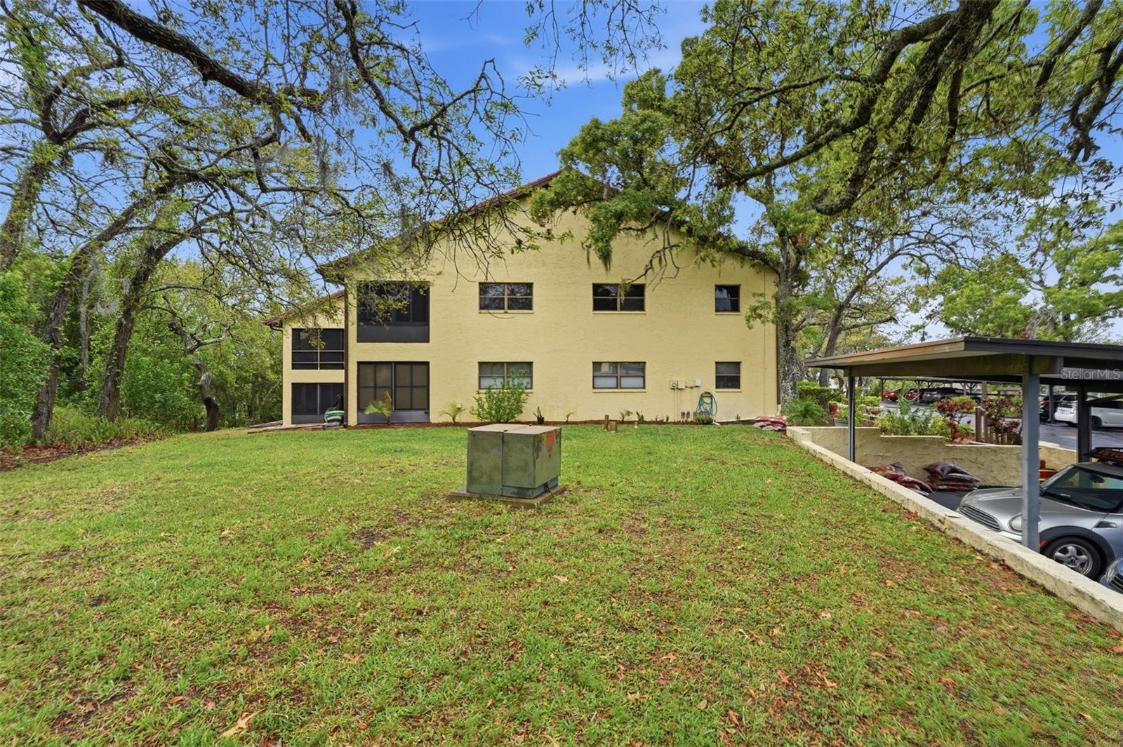 Image 32 of 37 For 7650 Forest Trail 6