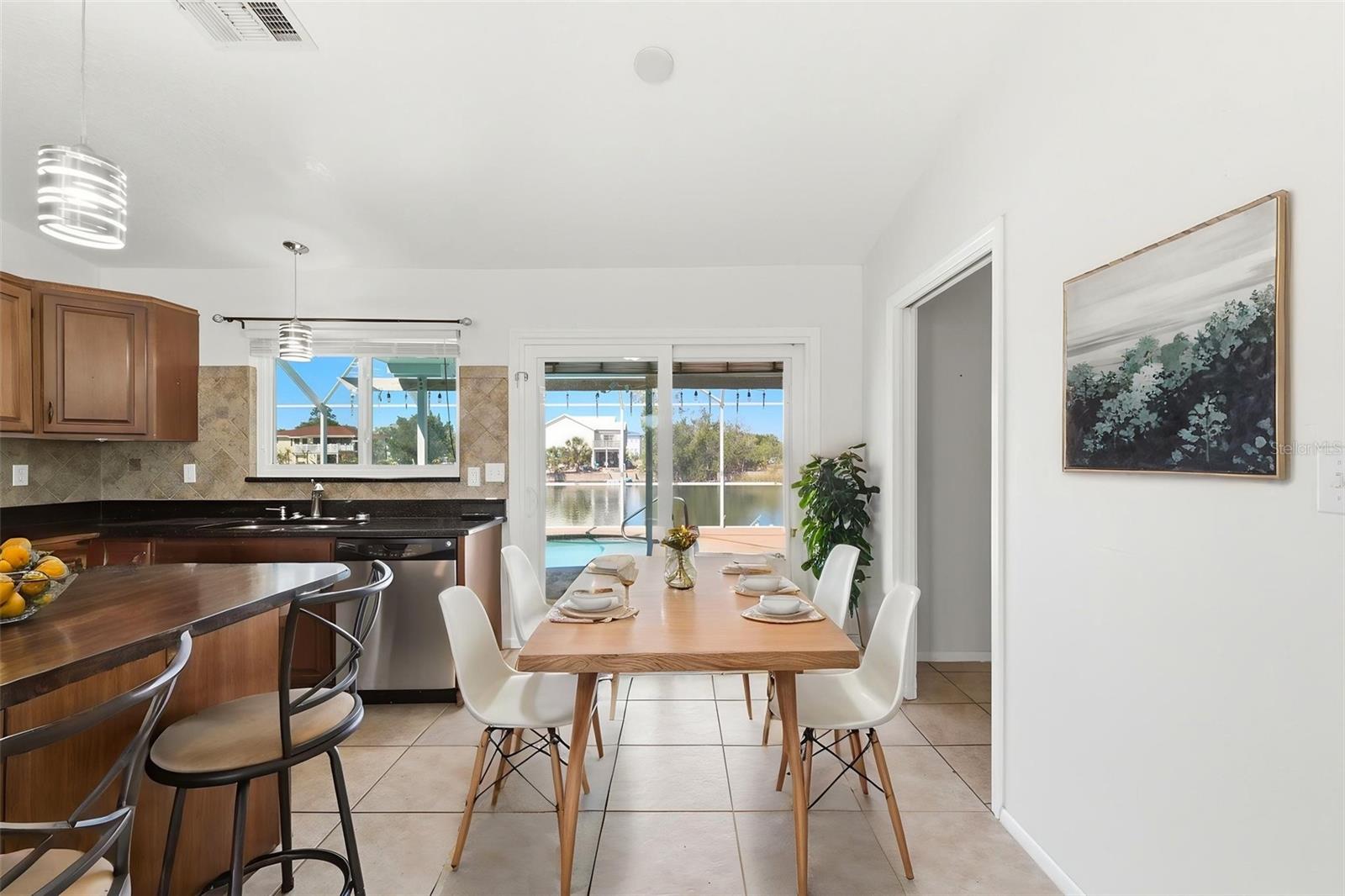 Image 15 of 94 For 3243 Azalea Drive