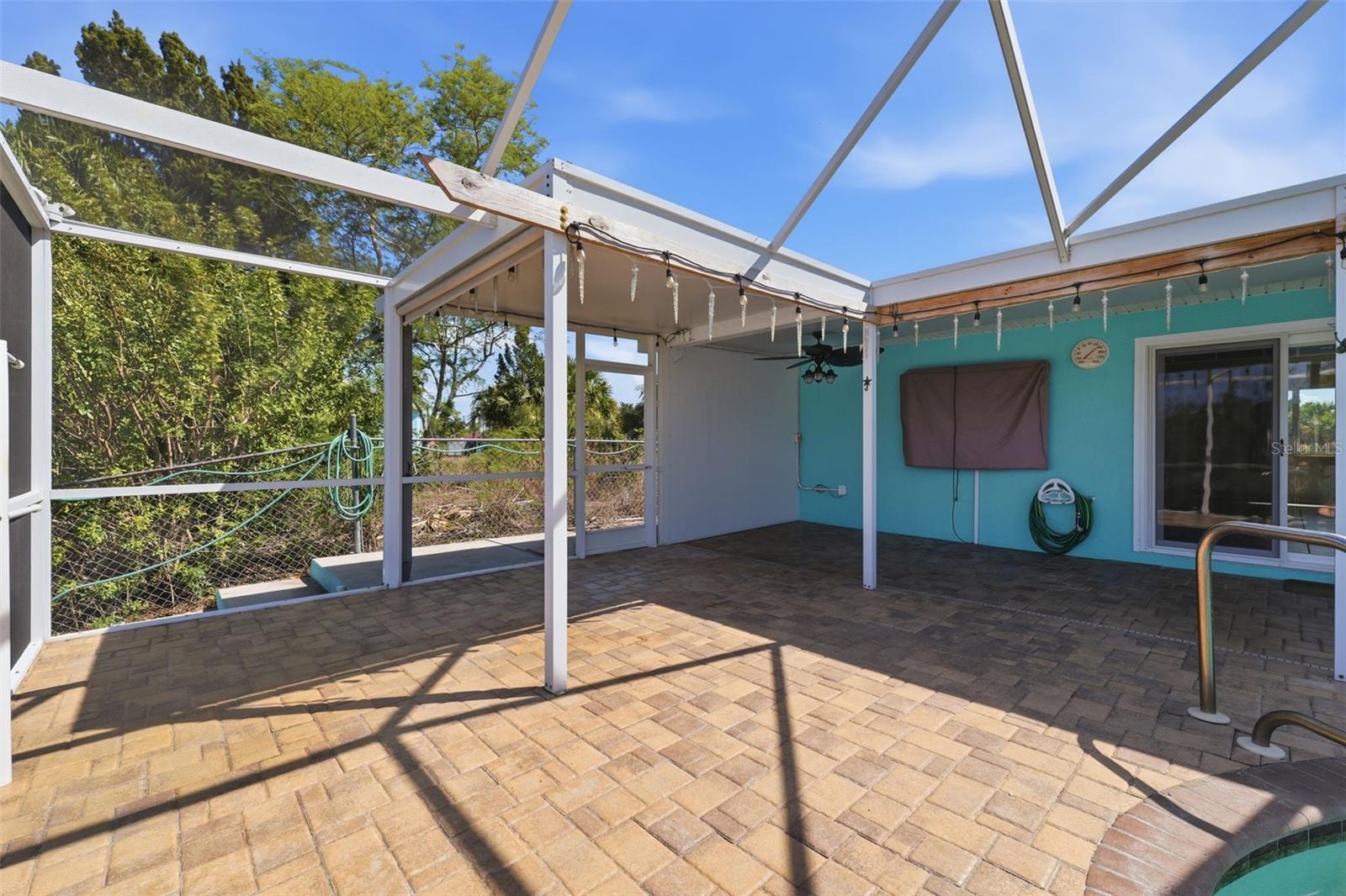 Image 42 of 94 For 3243 Azalea Drive