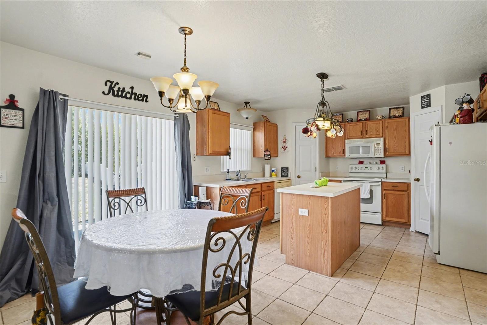 Image 10 of 19 For 720 Valrico Hills Lane