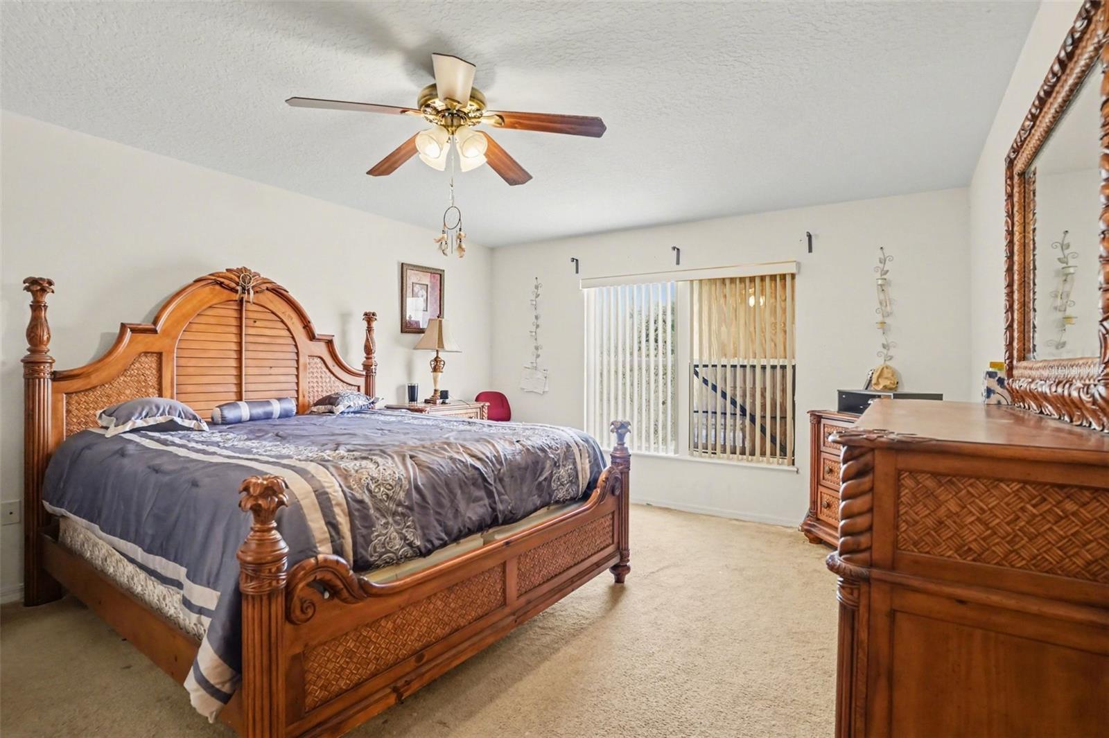 Image 12 of 19 For 720 Valrico Hills Lane