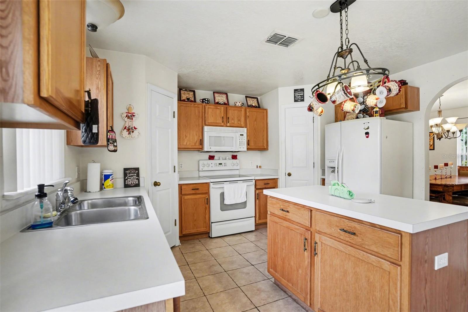 Image 6 of 19 For 720 Valrico Hills Lane