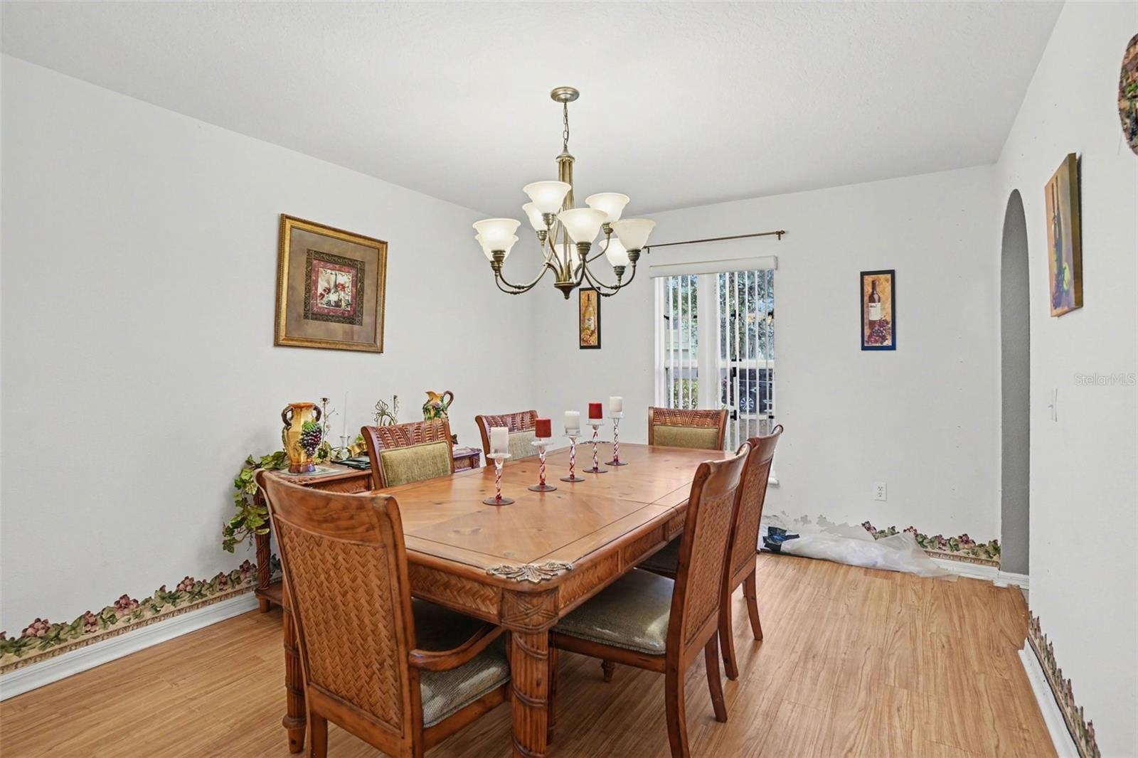 Image 9 of 19 For 720 Valrico Hills Lane