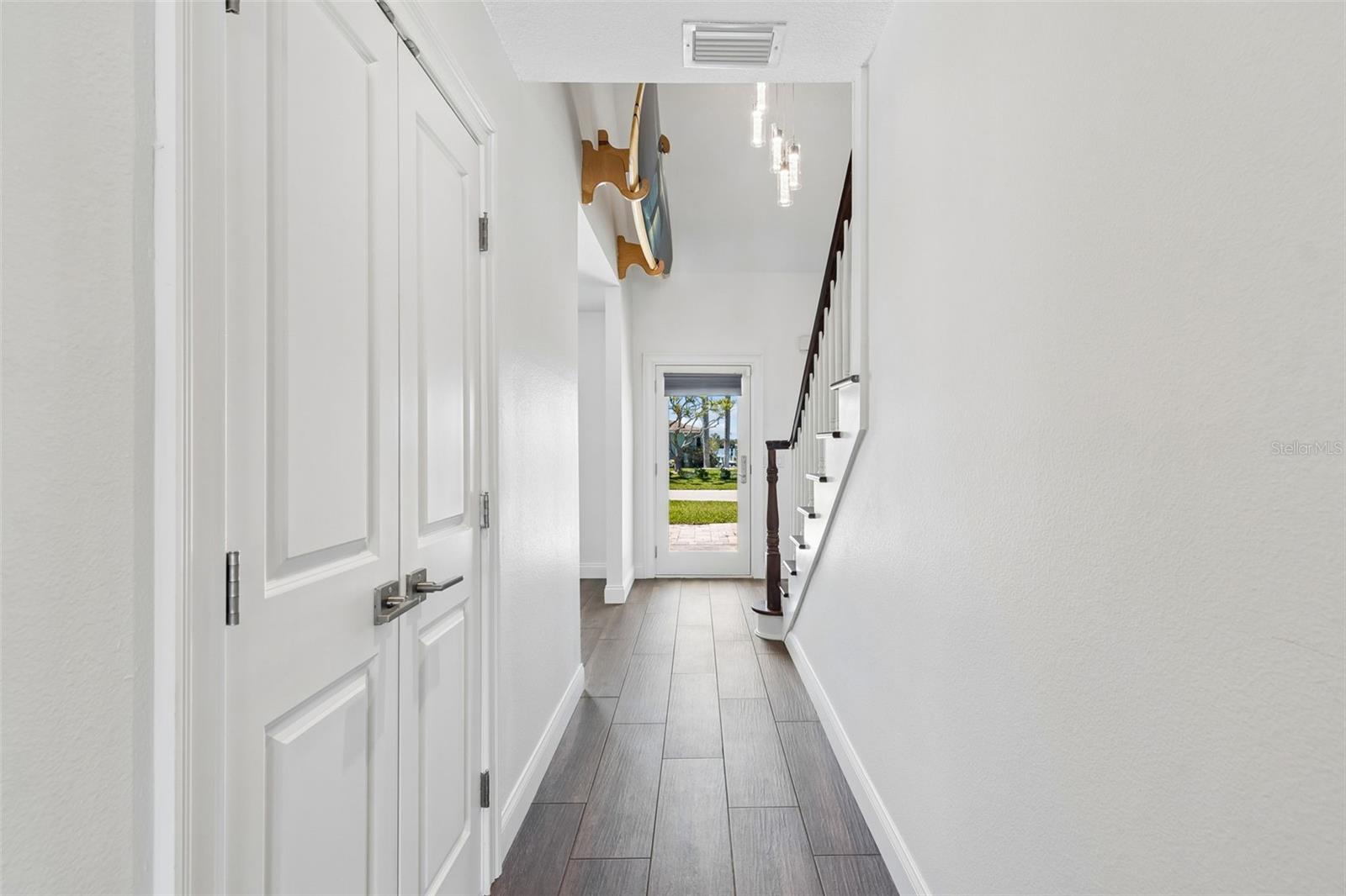 Image 19 of 100 For 8034 Brighton Drive