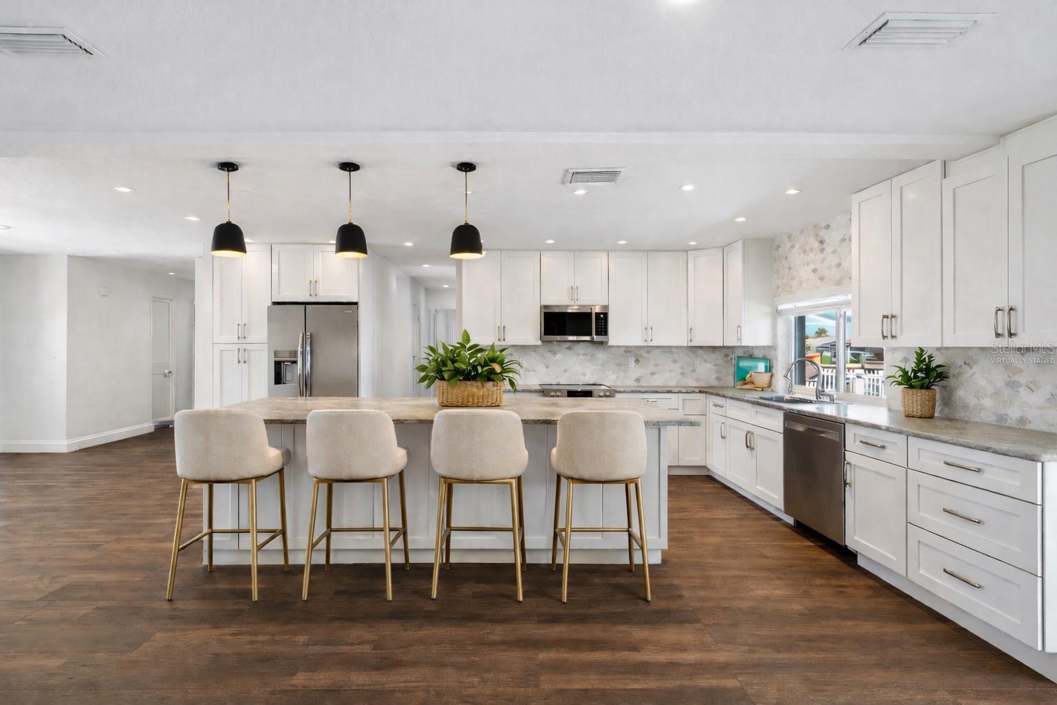 Image 27 of 100 For 8034 Brighton Drive