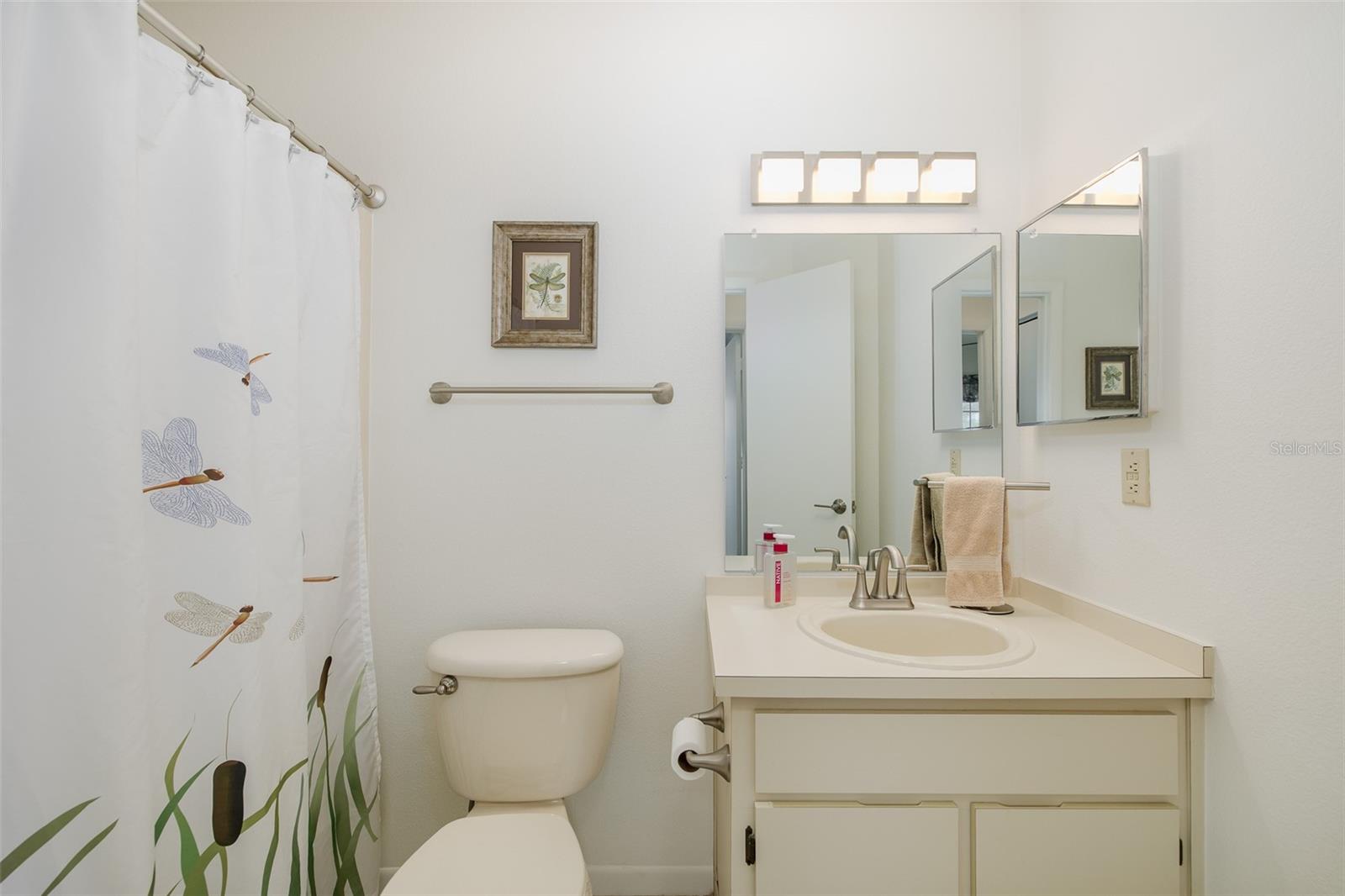 Image 19 of 36 For 4832 Sunnybrook Drive 21